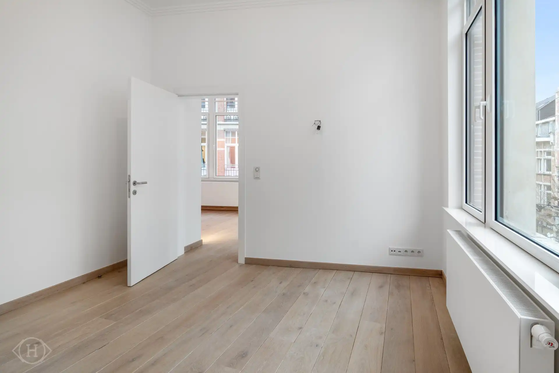 Lichtrijk éénslaapkamerappartement hartje Leuven foto 5
