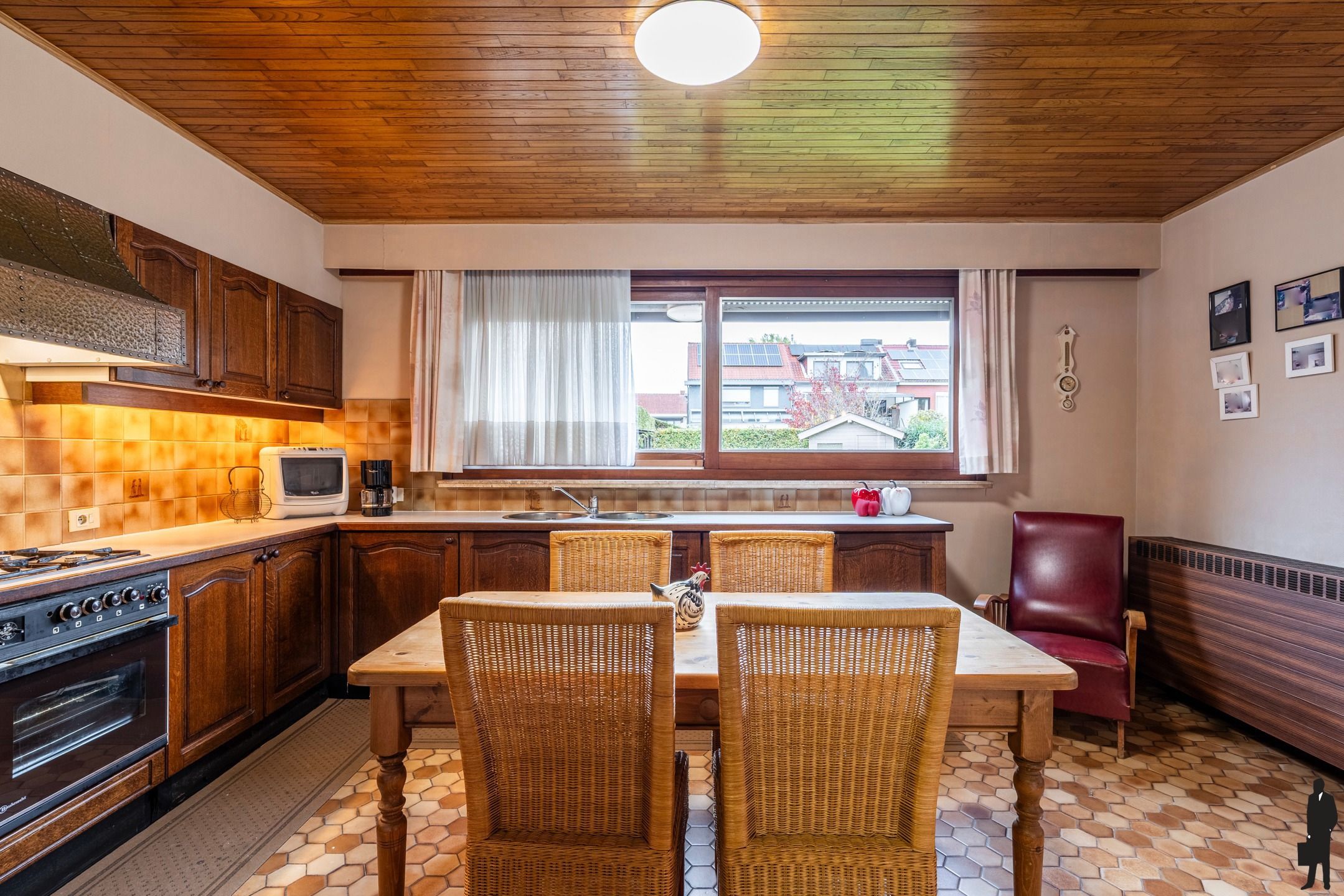 Charmante stadswoning nabij jachthaven met 3 slks en garage foto 12