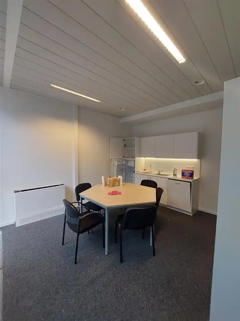 BRAND WHITLOCK 87: kantoren vanaf 266m² foto 11
