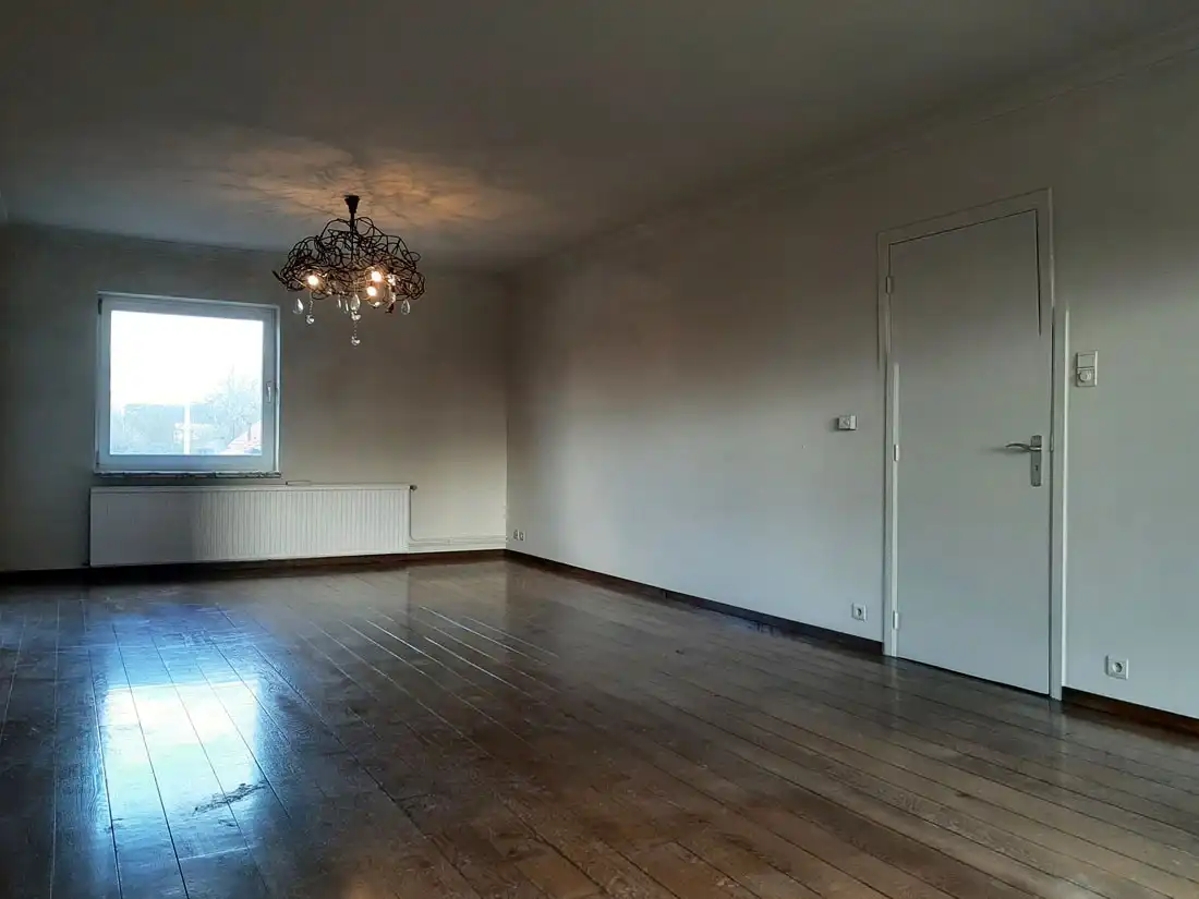 Ruim 2 slaapkamer appartement te Hasselt foto 2