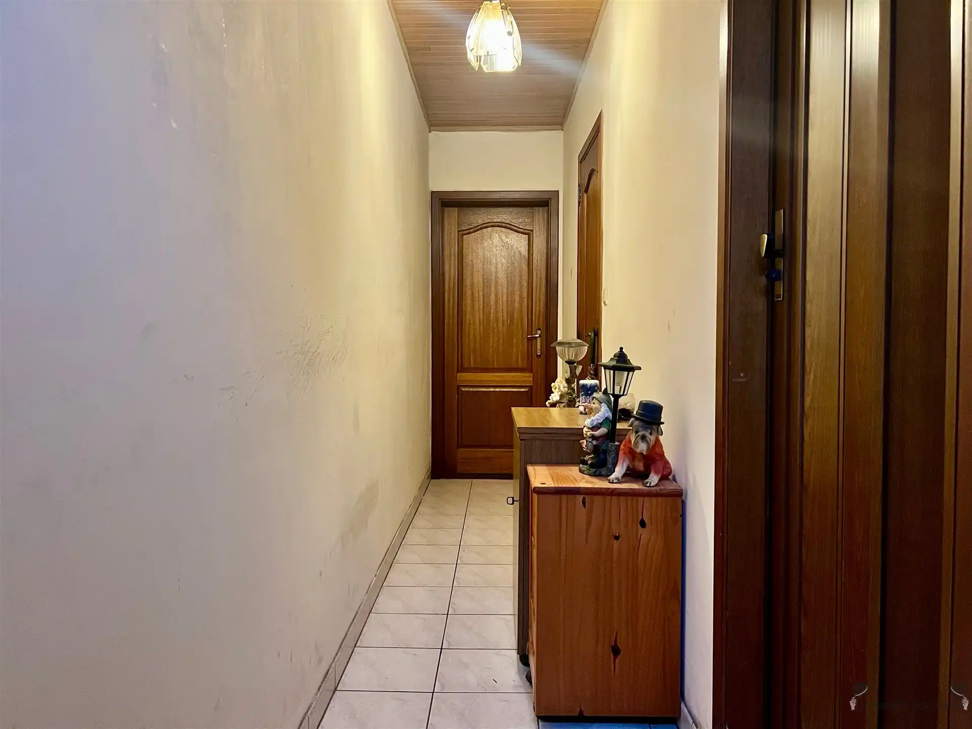 Te renoveren gezinswoning met 2 slaapkamers foto 2