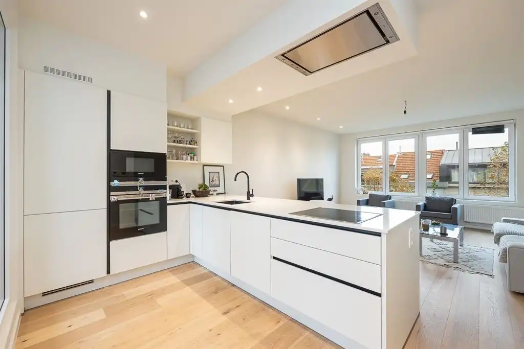 Luxueus gerenoveerd duplexappartement foto 12