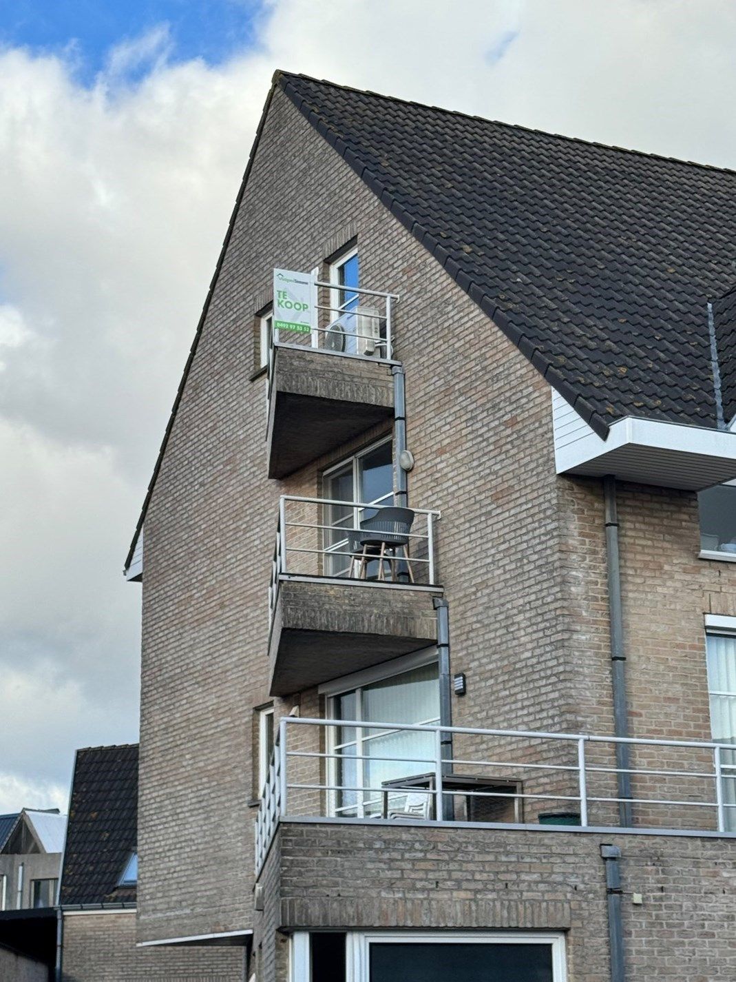 Instapklaar appartement met 2 slaapkamers te Aartrijke foto 20