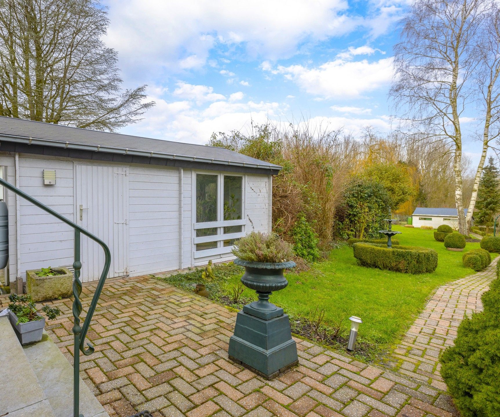 Instapklare villa met grote tuin aan natuurgebied – Dilbeek  foto 23