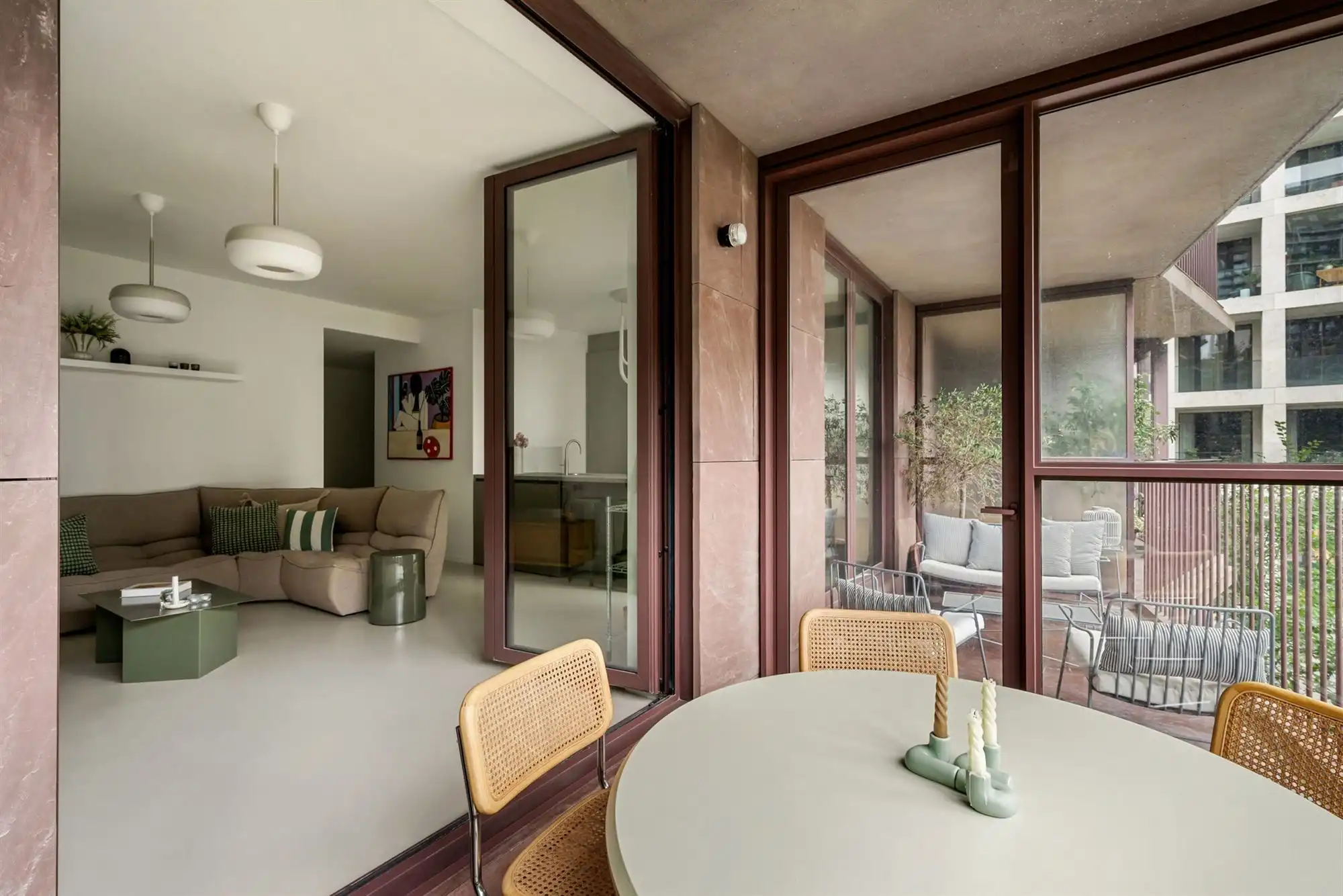 Trendy appartement met hedendaags karakter foto 9