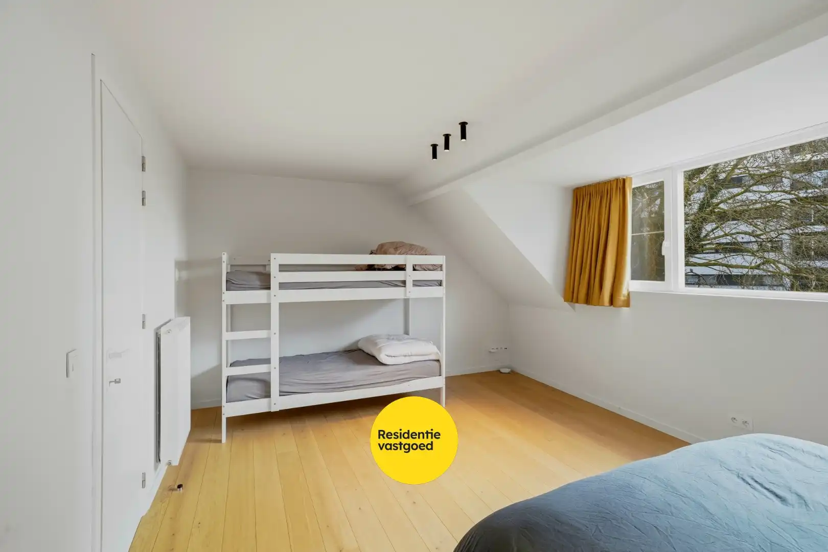 Instapklare, energiezuinige woning met 4 slpk in Mariakerke foto 23