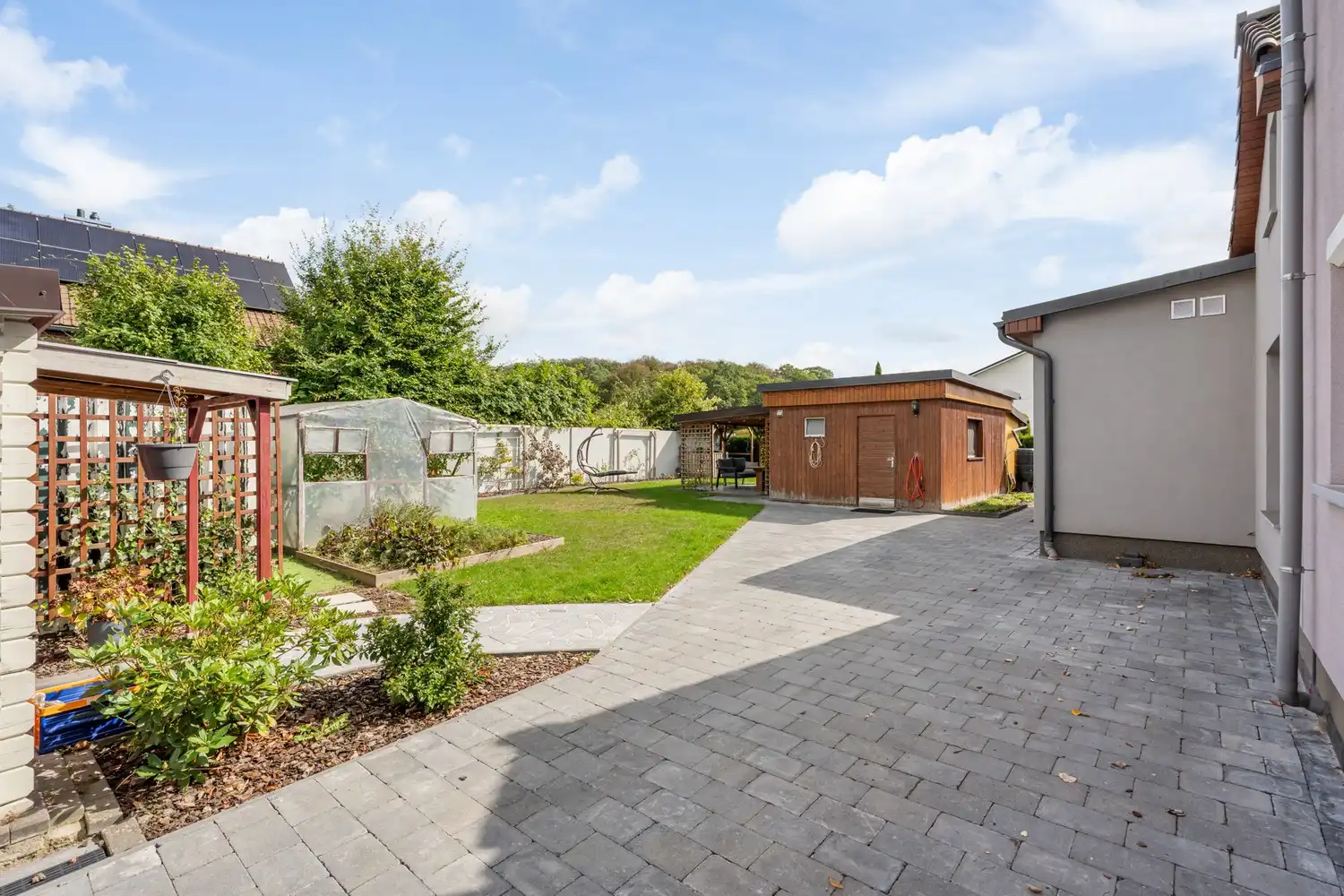 Landelijk gelegen, instapklare woning met 4 slaapkamers en zuidwestgerichte tuin op 8a27ca te Lubbeek. foto 23