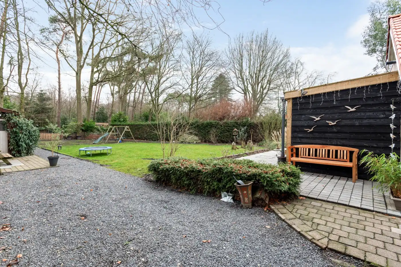 Ruime, instapklare, vrijstaande woning met 5 slpk., grote tuin en praktijkruimte foto 29