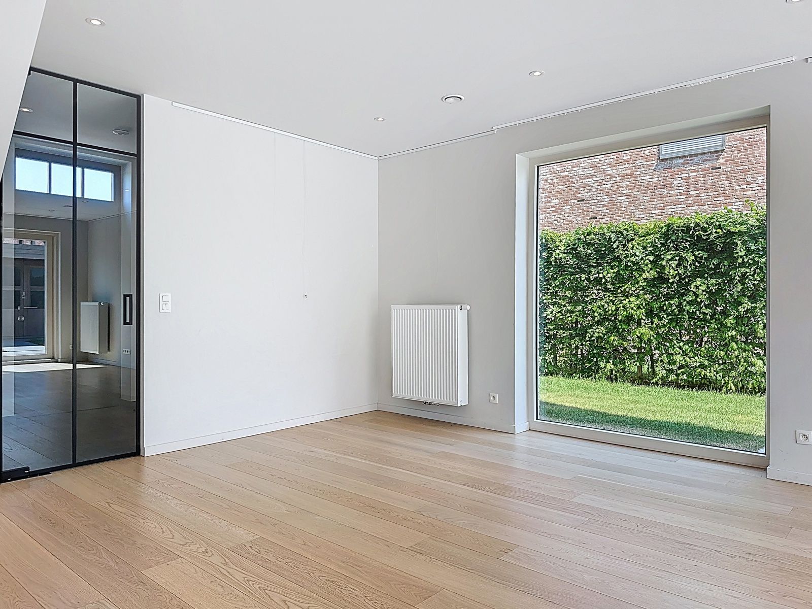 Luxueus afgewerkte driegevel-villa met 5 slaapkamers foto 4