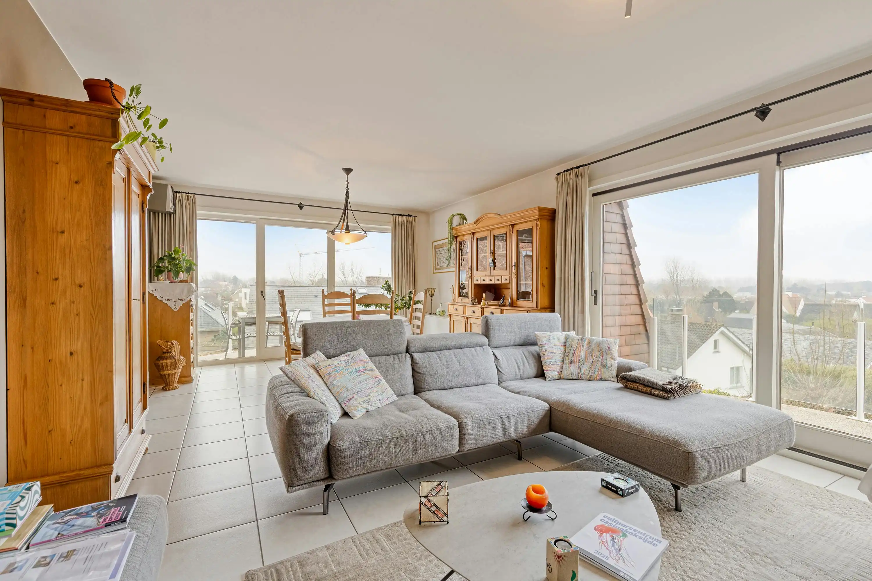 Hoofdfoto van de publicatie: Lichtrijk appartement met panoramisch zicht in Oostduinkerke