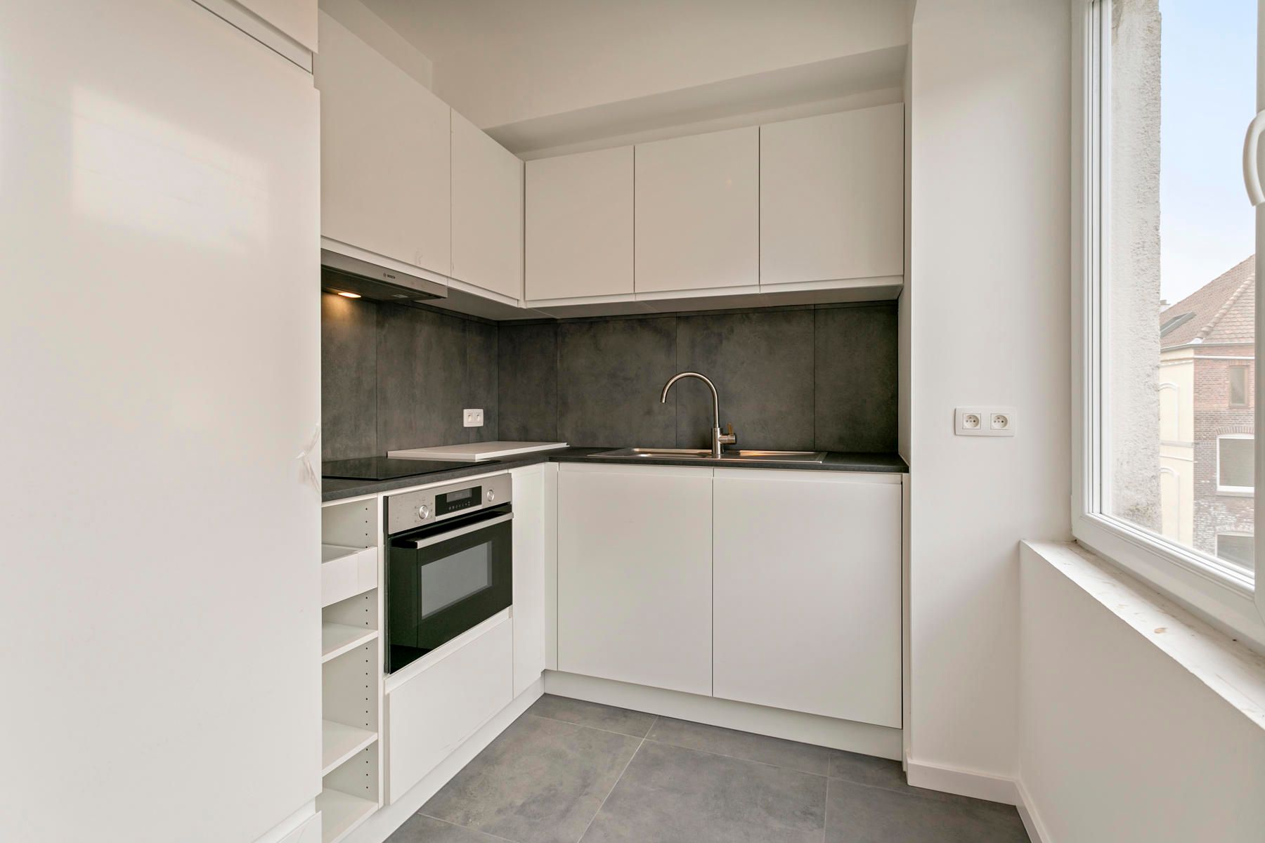 Recent gerenoveerd appartement nabij Zuidpark - Te huur foto 5