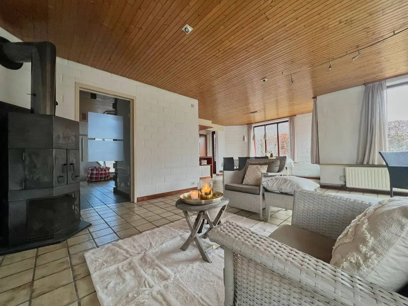 Instapklare, lichtrijke woning (4 slpks) + zonnige tuin foto 3