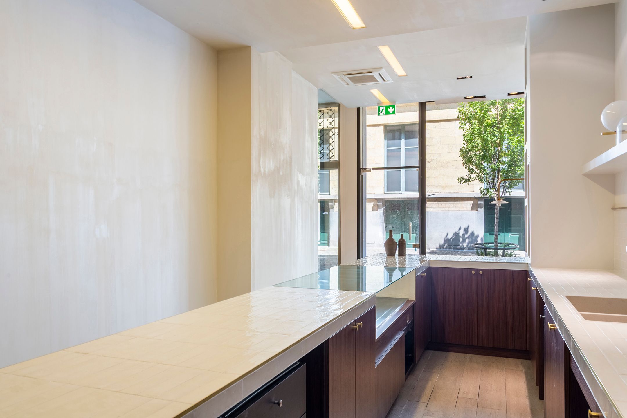 commerciële ruimte op absolute toplocatie aan Bourla foto 11