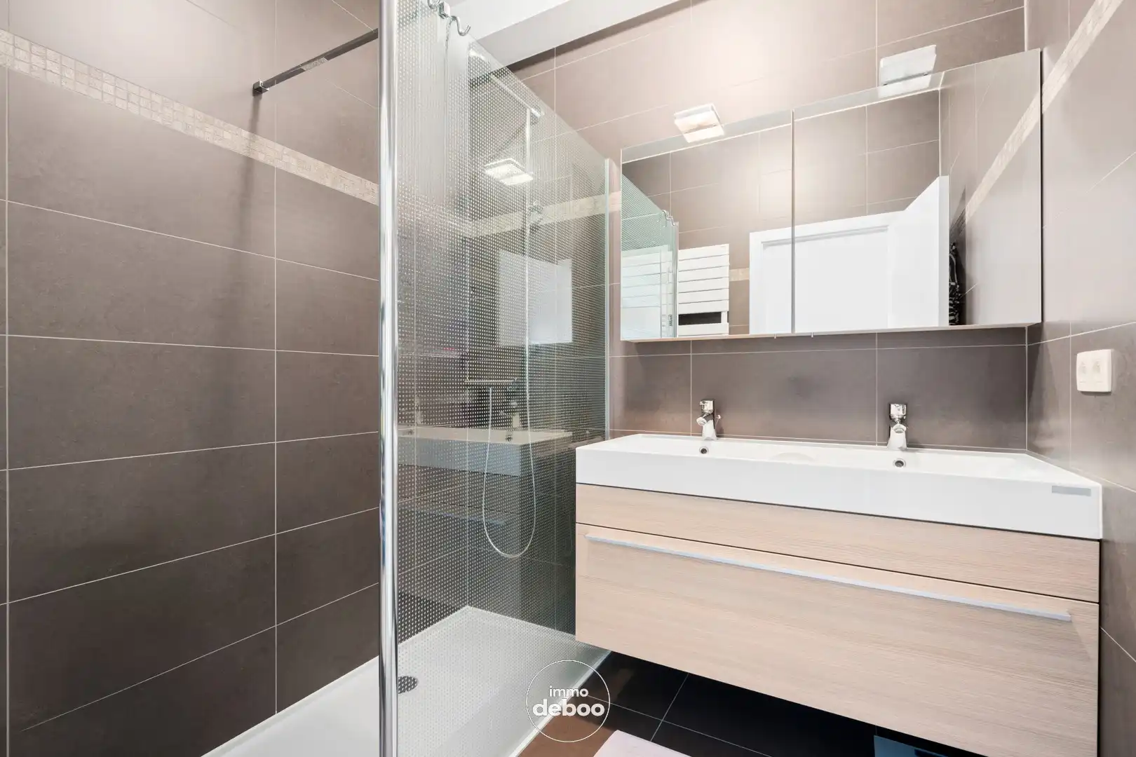Prachtige penthouse met 4 terrassen in jong gebouw foto 20