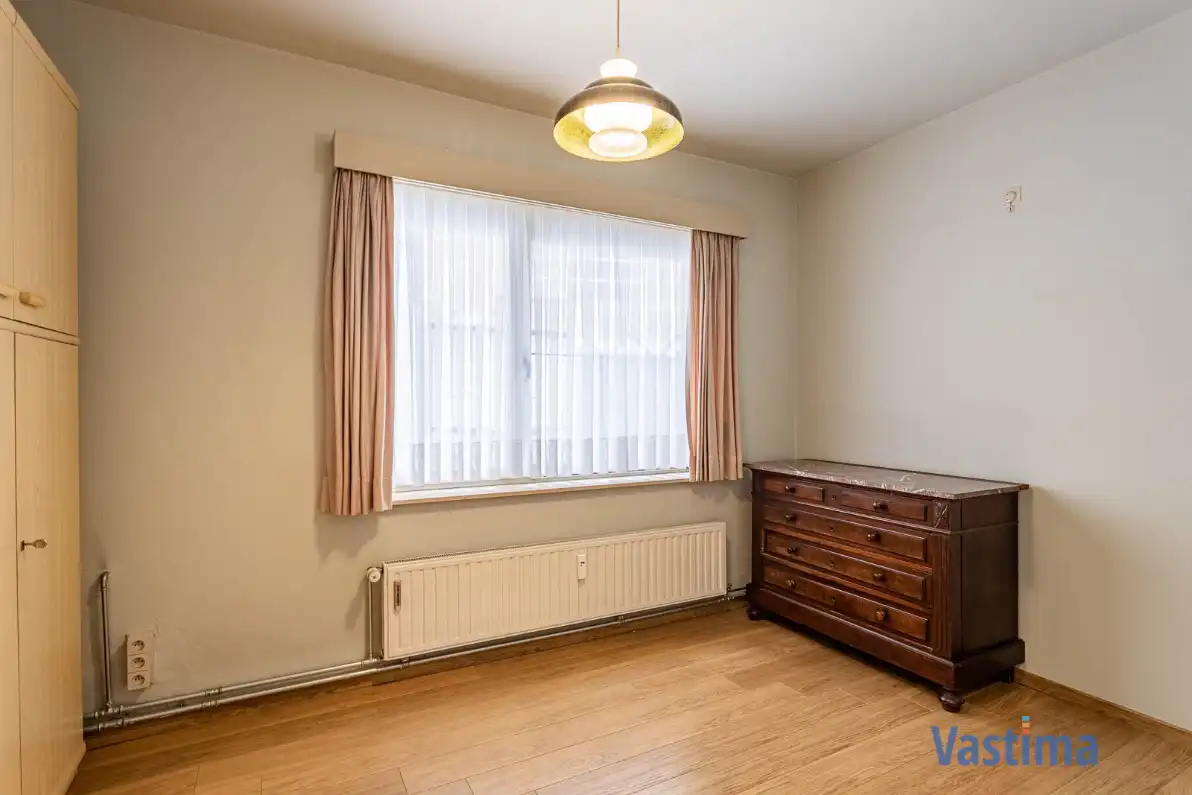 Gelijkvloers appartement met 2 slaapkamers, ruim terras en staanplaats foto 15