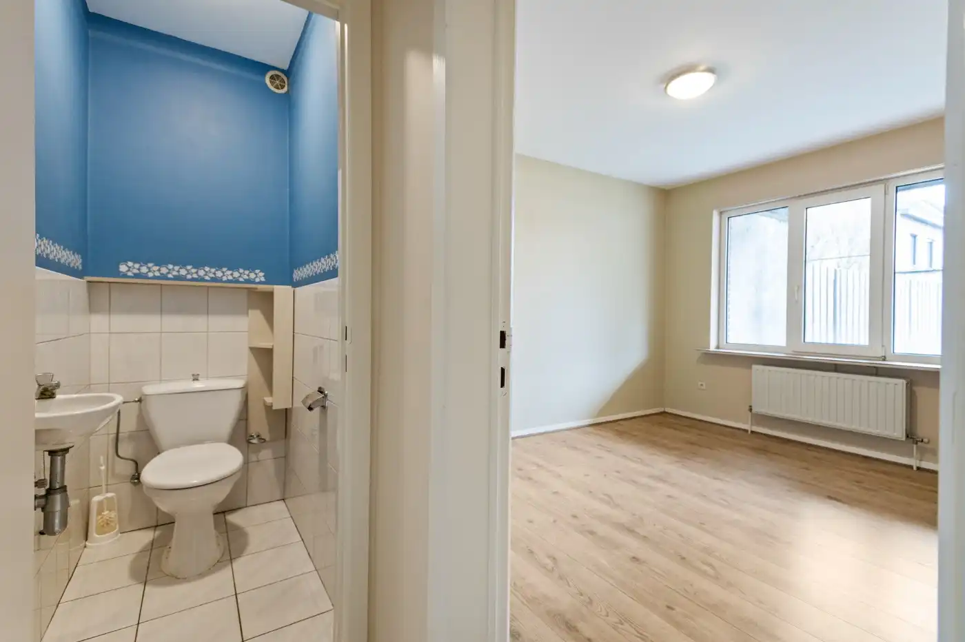 Tof, gelijkvloers, 2 slpk.-appt met privatief tuintje en ruime garagebox + staanplaats foto 19