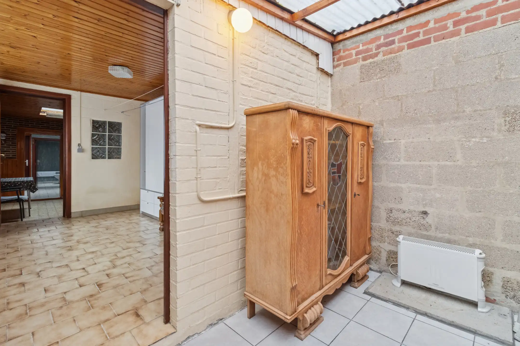 Charmante woning met renovatiepotentieel  foto 17