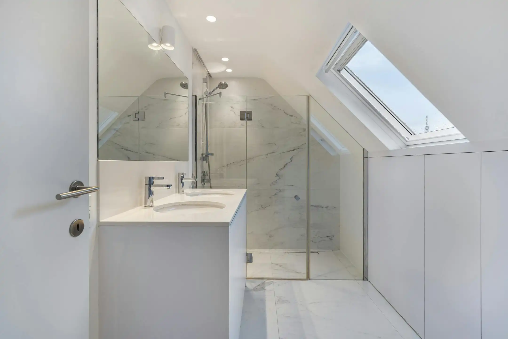 Villa met twee vergunde vakantiewoningen te Sint-Idesbald foto 25