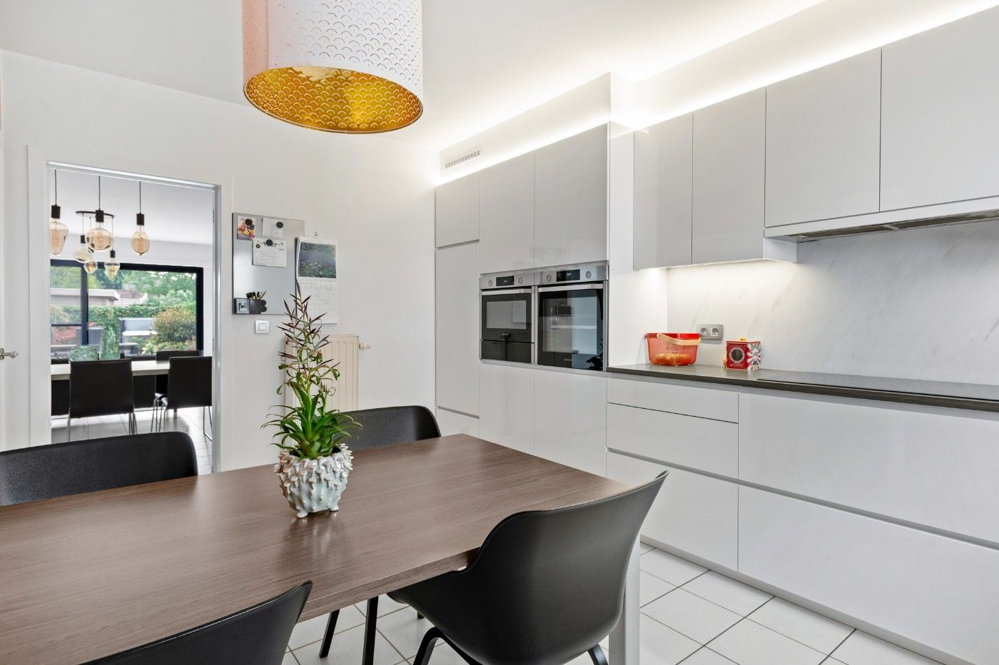 Instapklare HOB met 5 slpk., tuin en inpandige garage foto 10