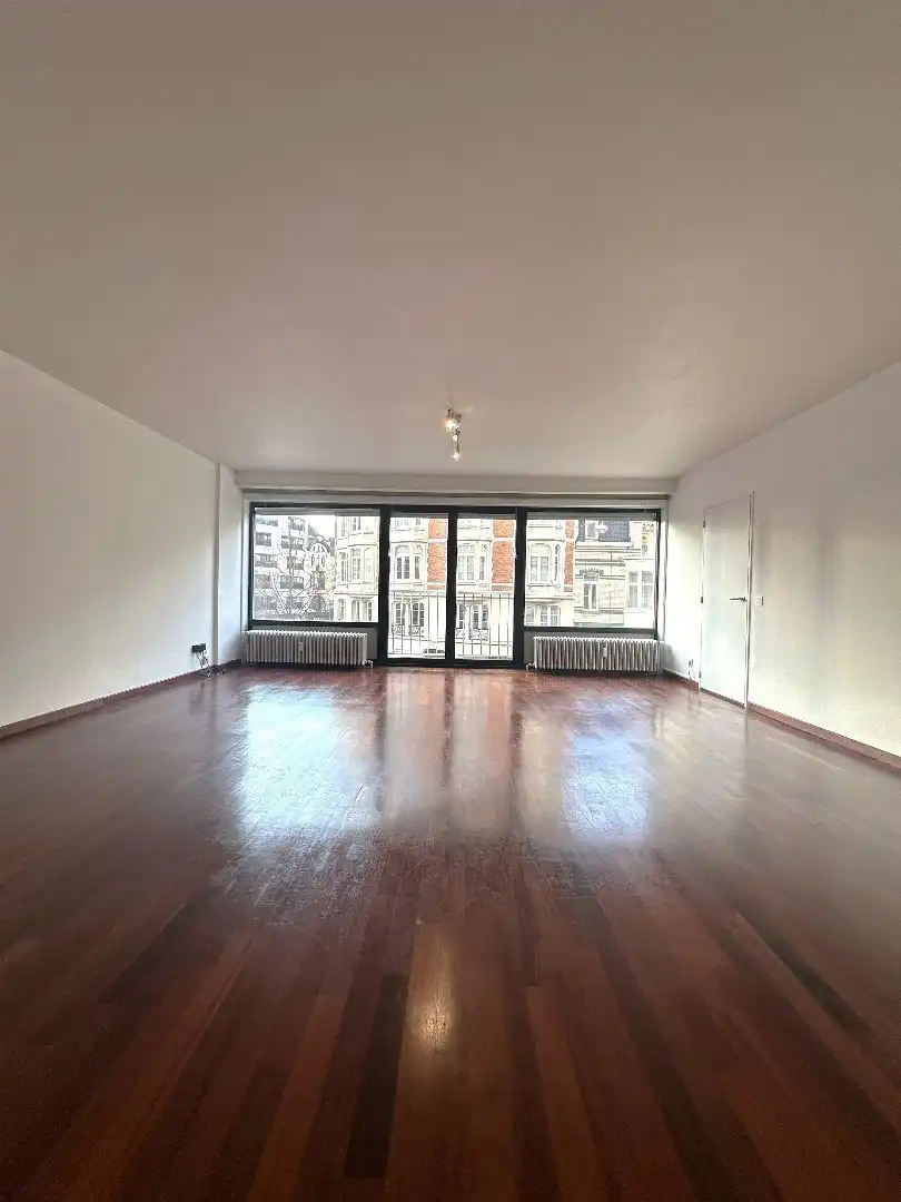 Ruim appartement vlakbij Station Gent Sint-Pieters foto 2