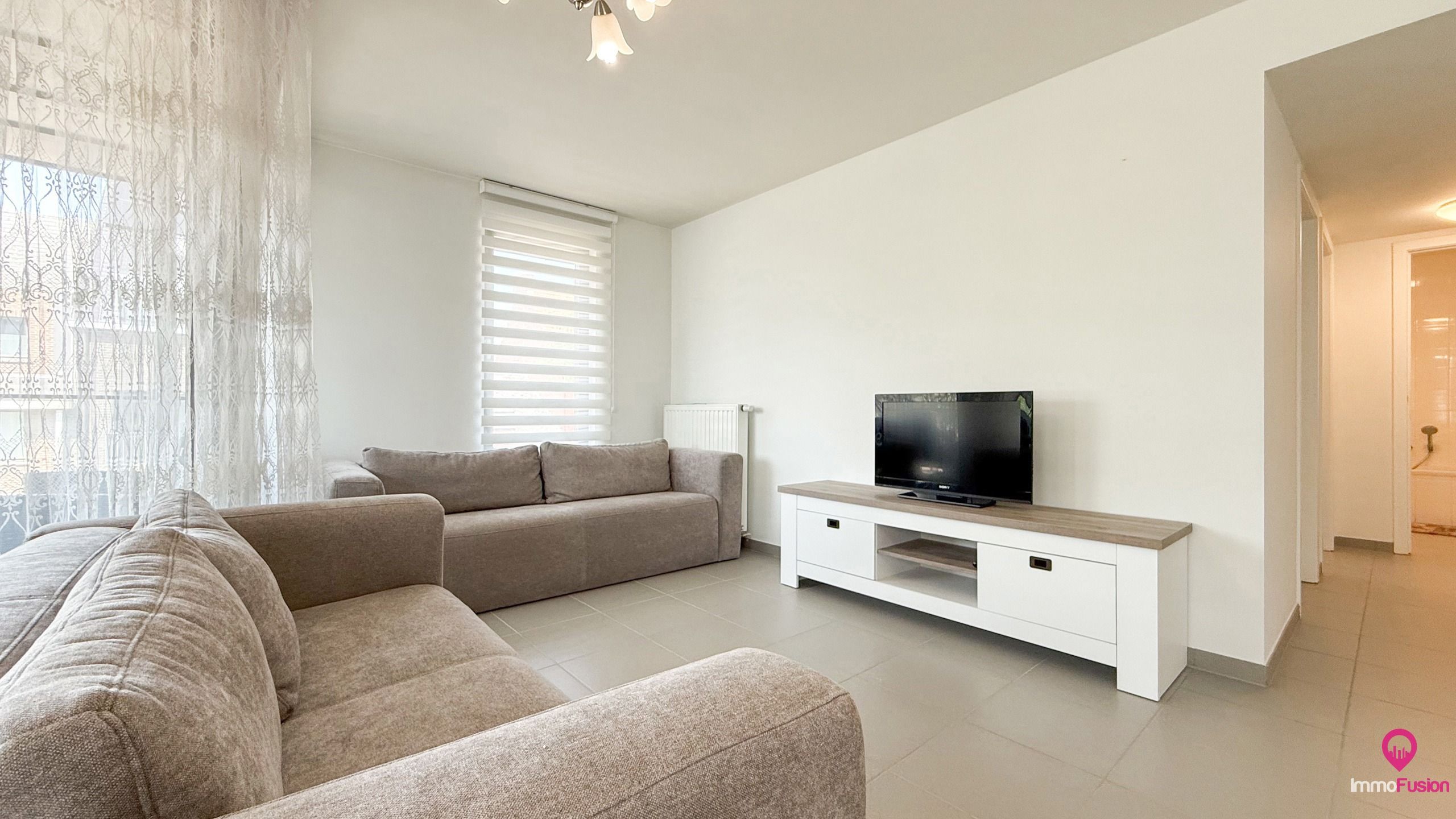 Modern instapklaar appartement met 2slk en een leuk terras! foto 4