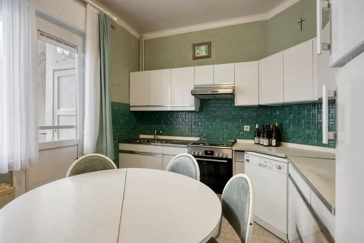 Opbrengsteigendom met 3 wooneenheden in hartje Strombeek foto 9