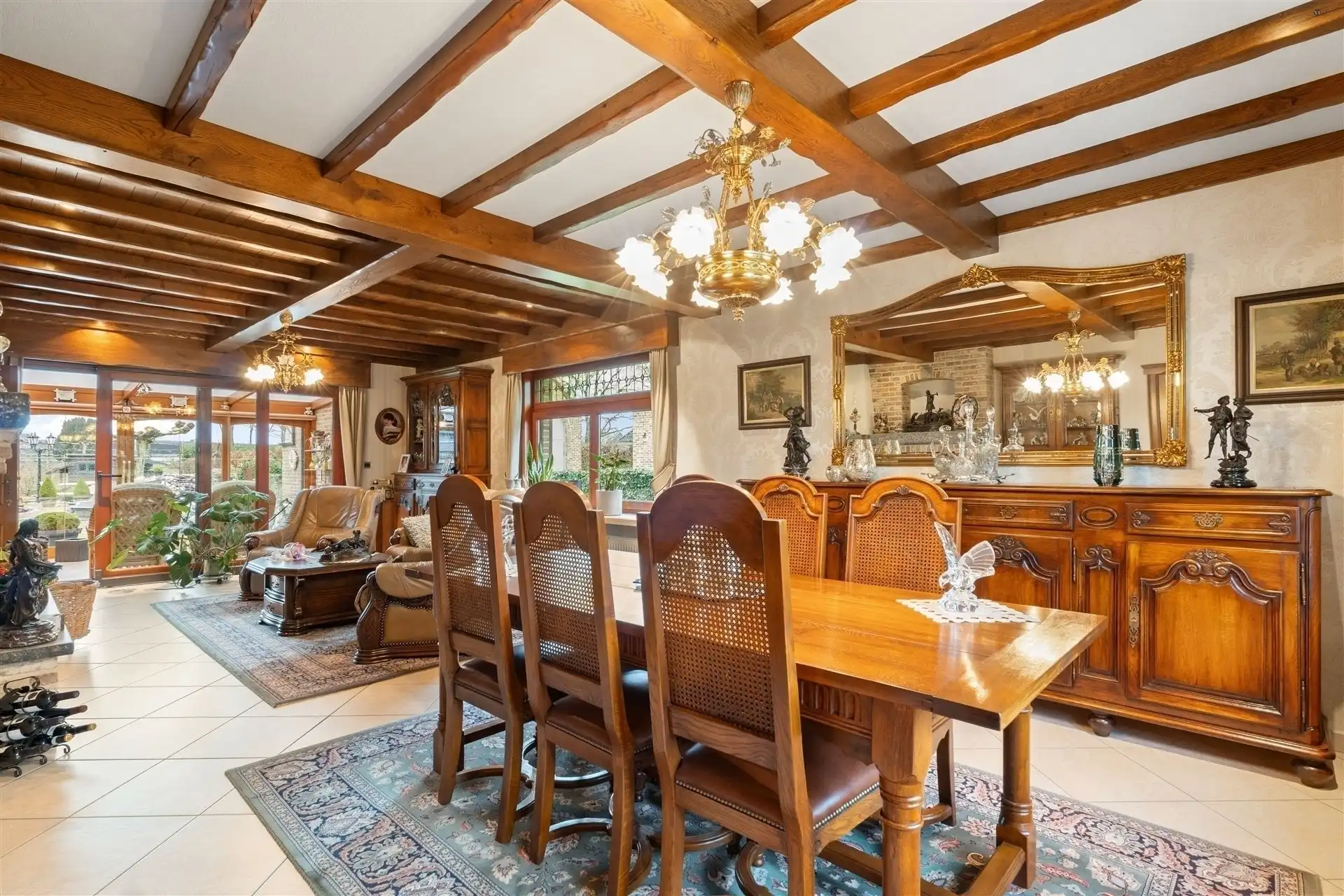 Gelijkvloers, verzorgde en solide woning  foto 3