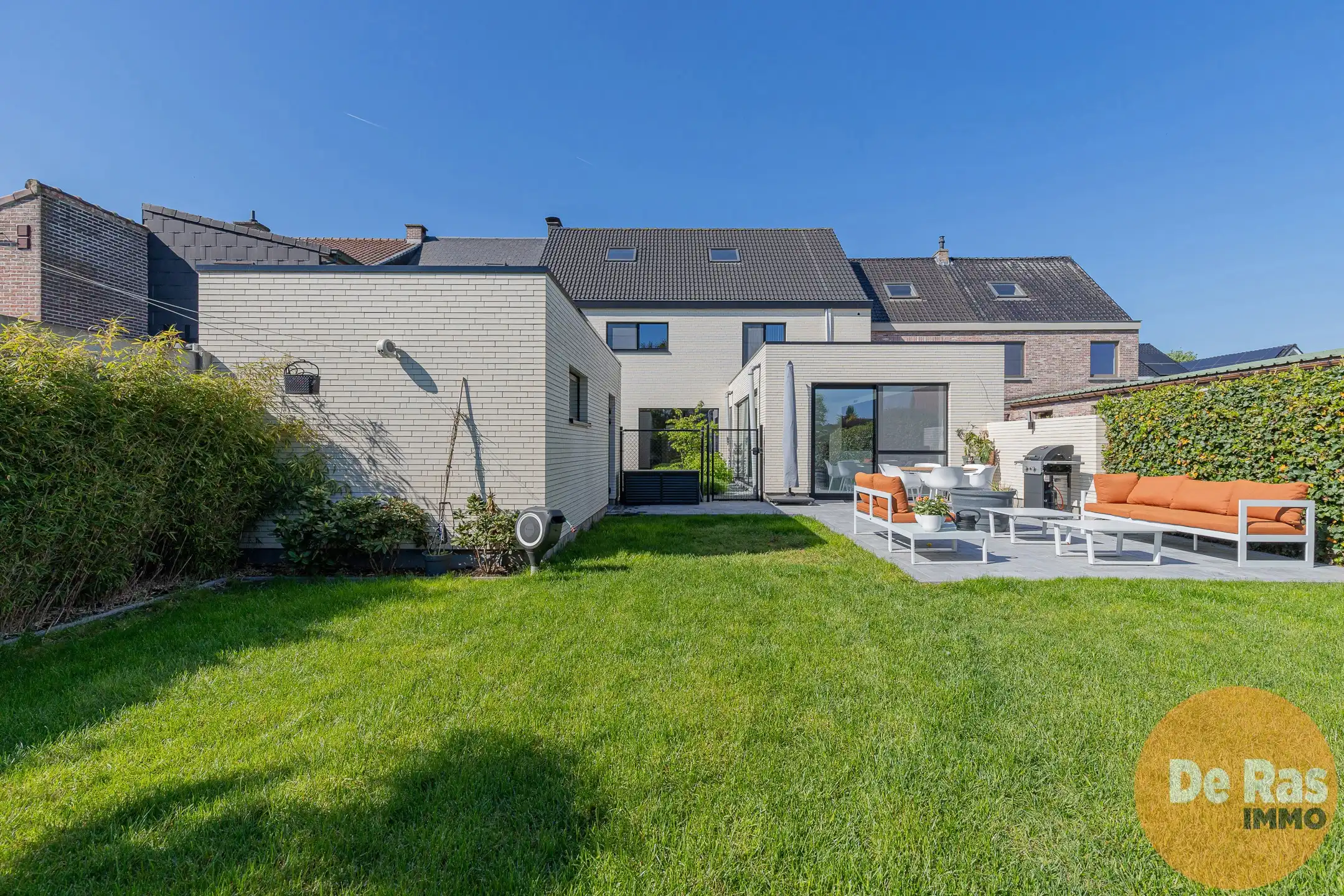 WICHELEN - Exclusief gerenoveerde woning met 4 slaapkamers foto 29