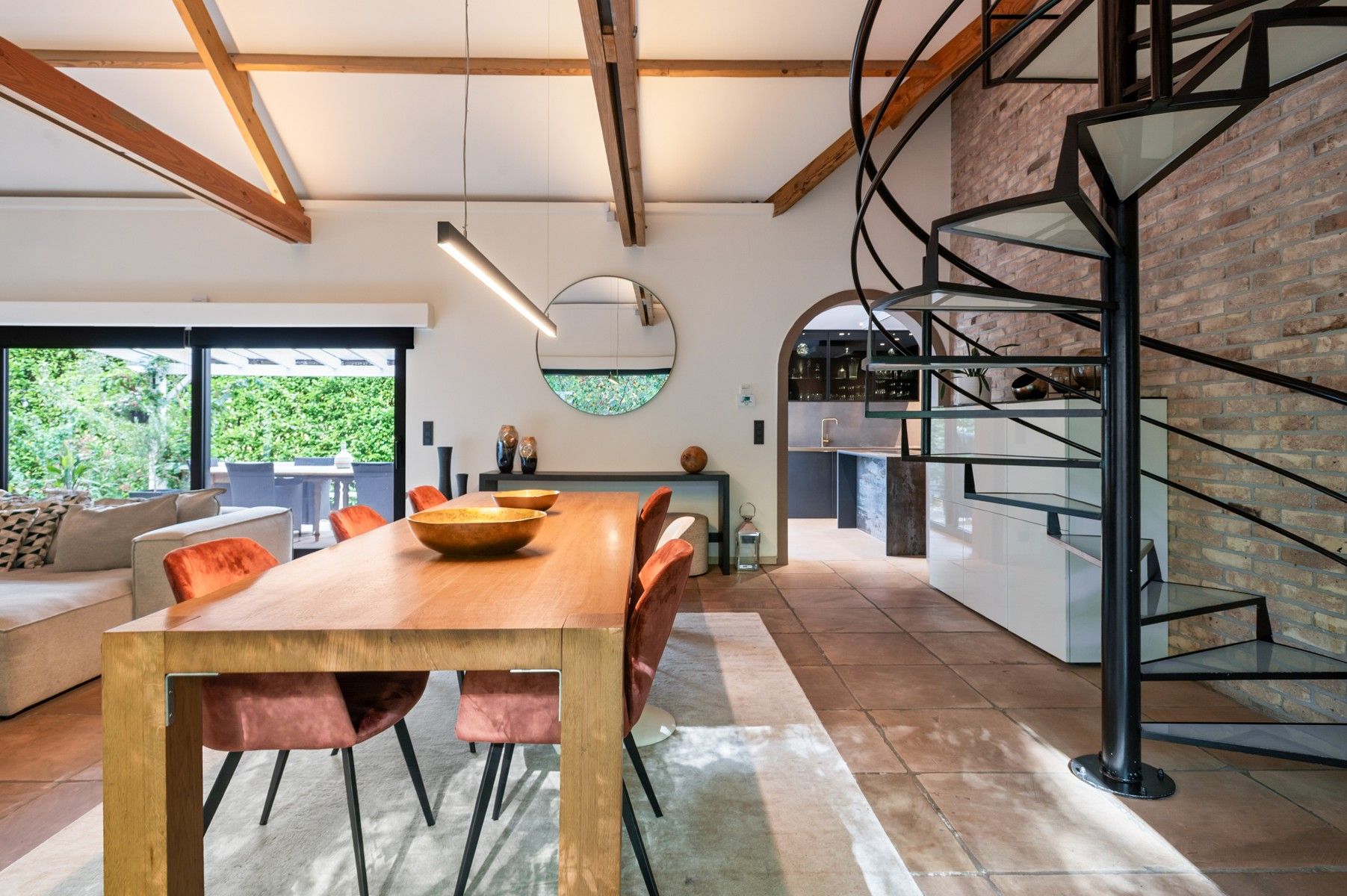 Ruime woning in een oase van groen en rust foto 6