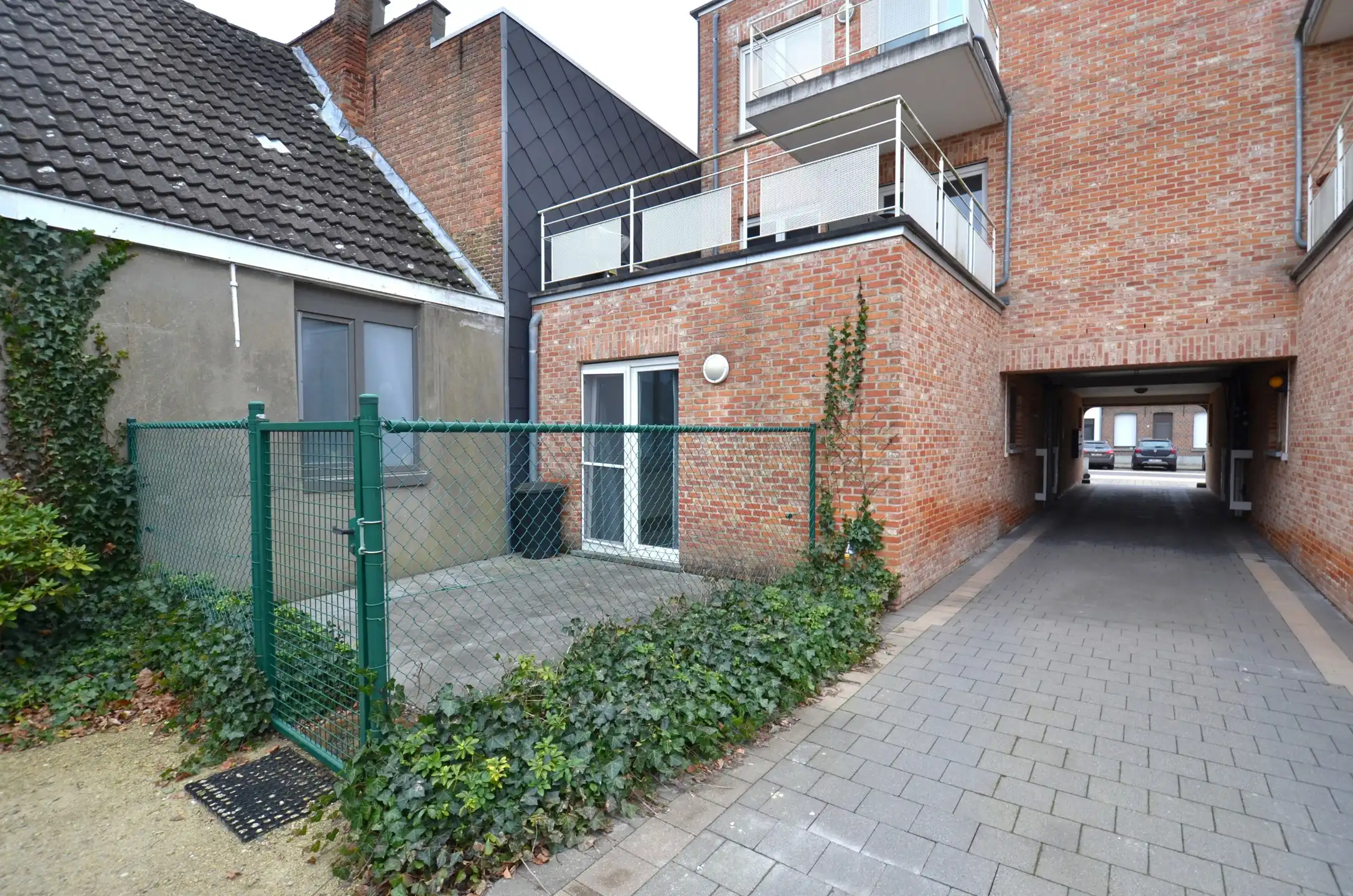 Gelijkvloers appartement met 2 slaapkamers foto 16