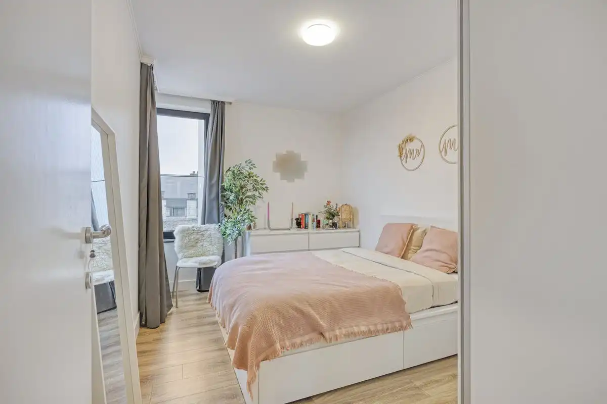 Instapklaar 2-slaapkamer appartement nabij centrum Hasselt foto 10