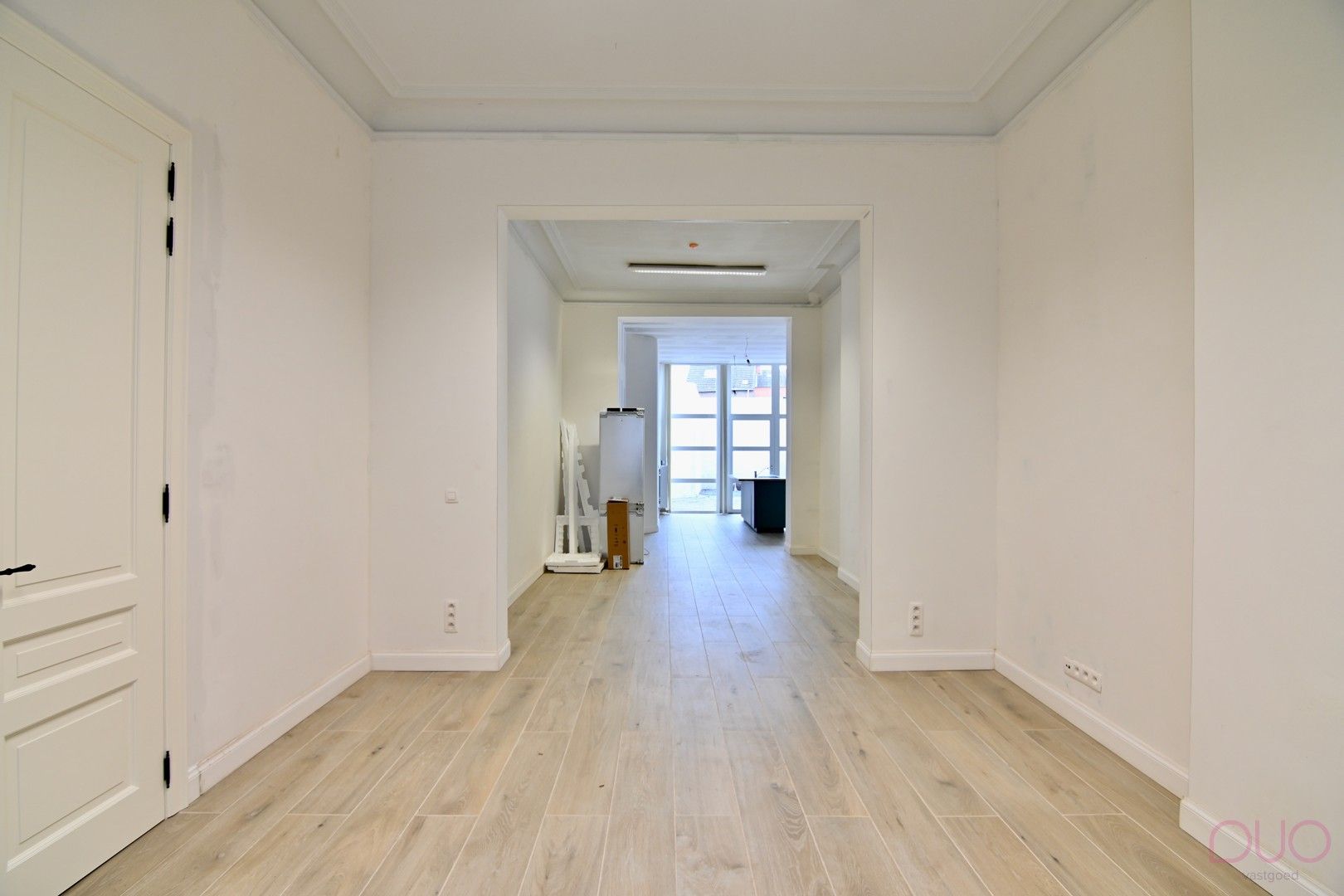 Instapklare herenwoning in het hartje van Sint-Truiden met 6 slaapkamers foto 5