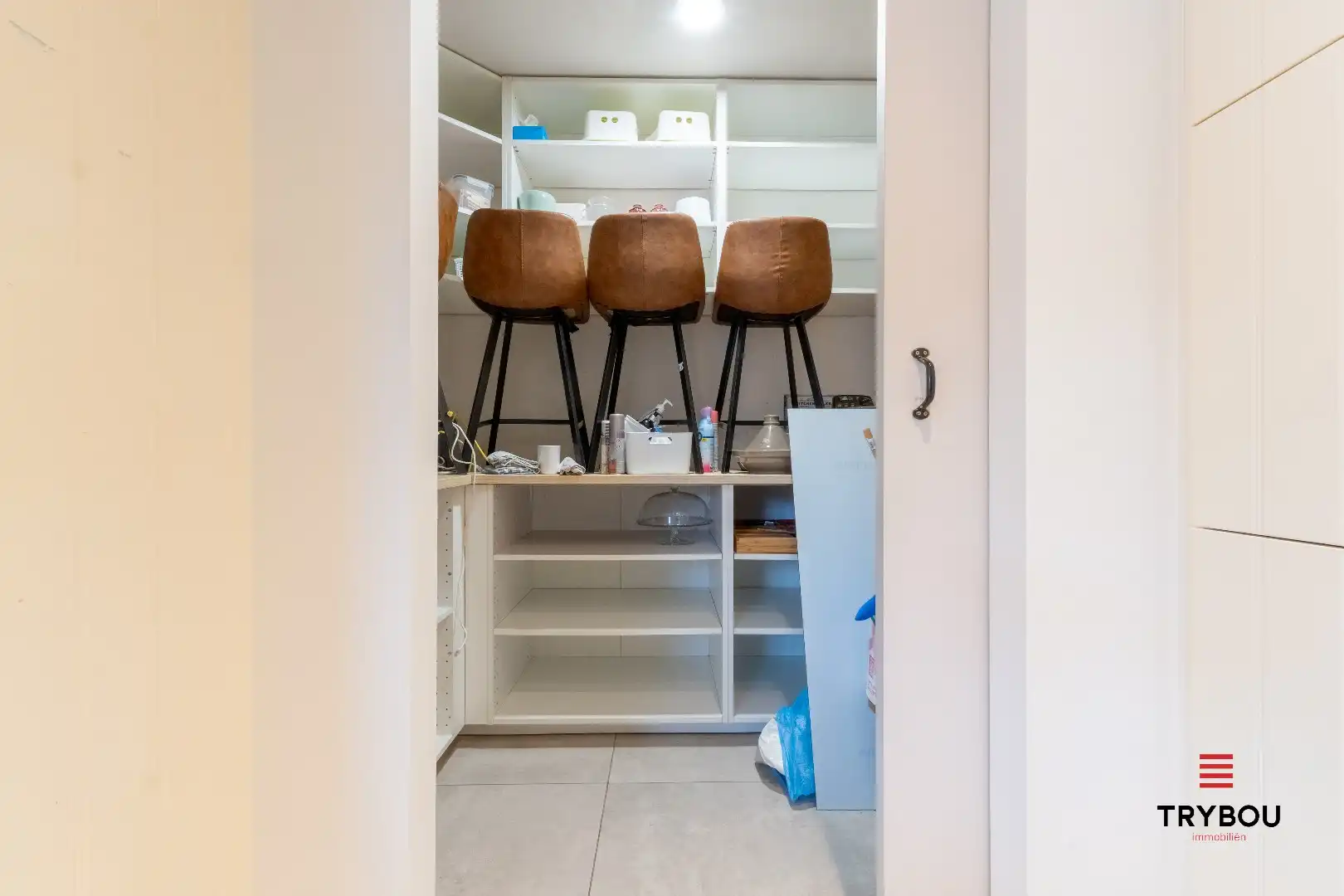 Open bebouwing met een uitzonderlijk ruim perceel in Houthulst! foto 9