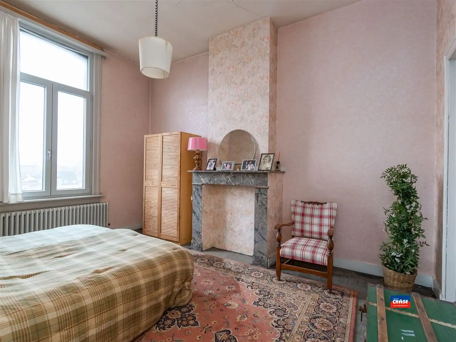 Handelshuis met 7 slaapkamers en tuin foto 18