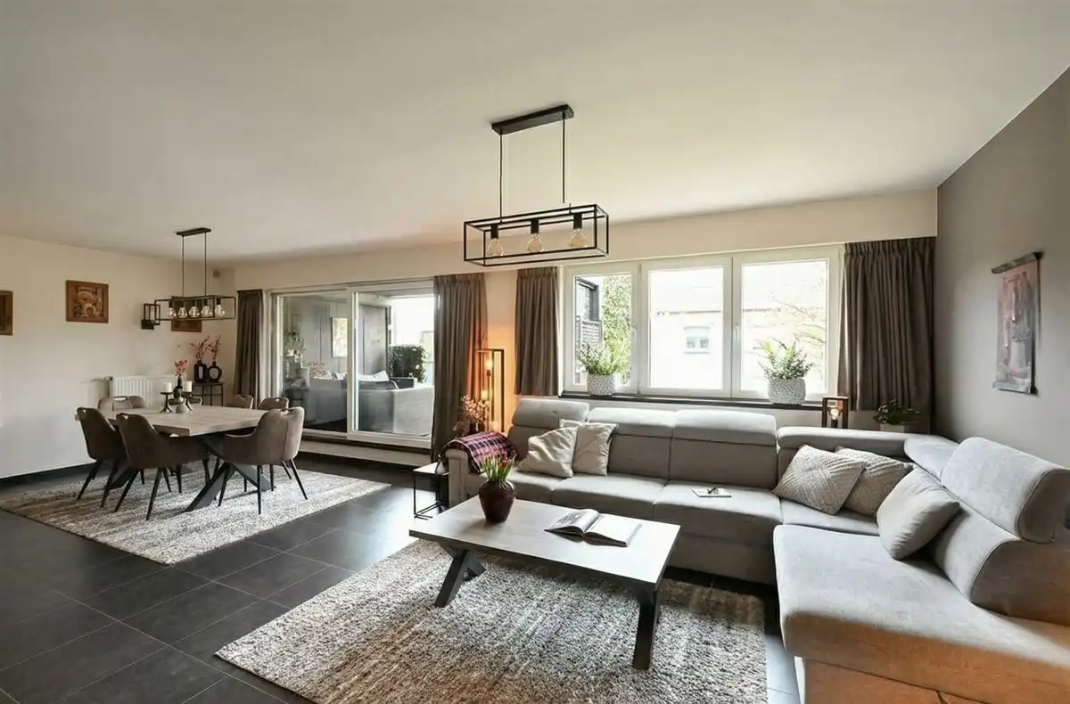 Ruim appartement met EPC A en groot terras  foto 2