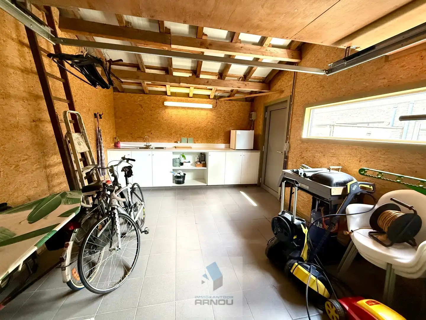 Moderne, instapklare en verrassend ruime gezinswoning in rustige doodlopende straat foto 41