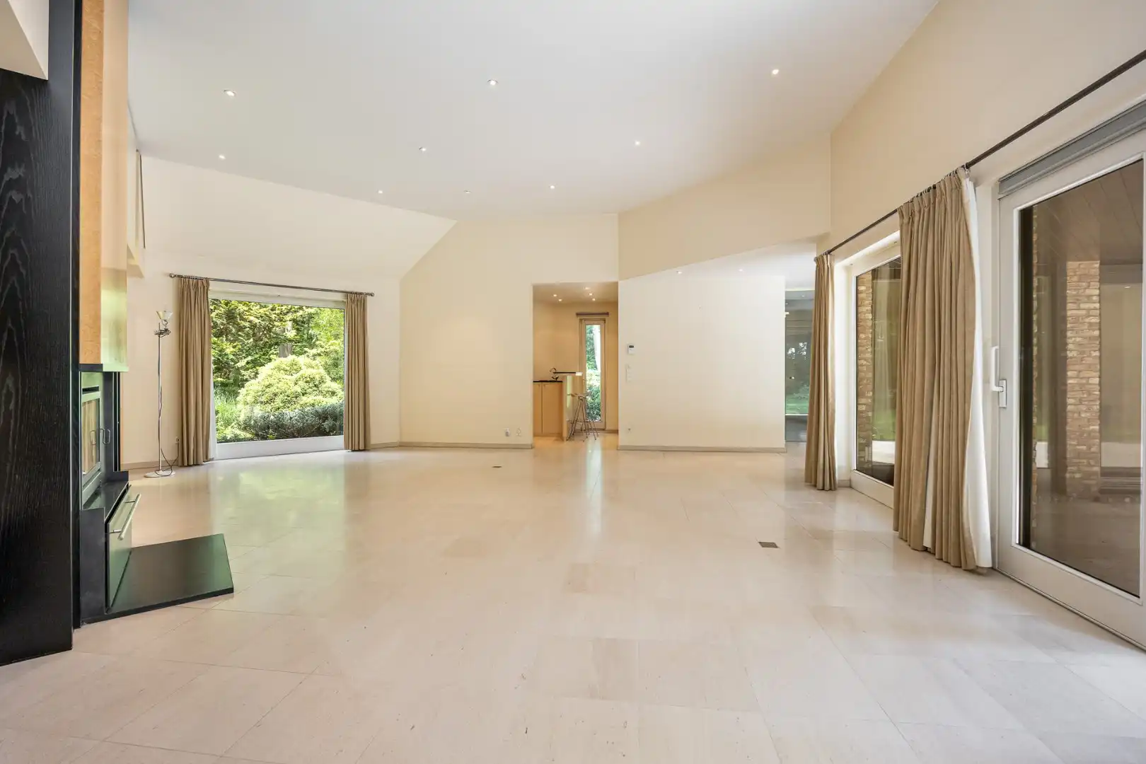 Exclusieve villa met gelijkvloerse master suite, prachtige tuin en uitzonderlijk wooncomfort foto 11