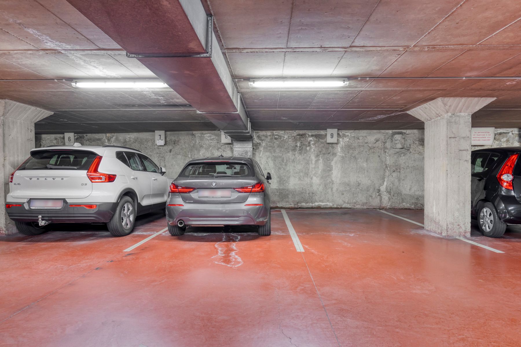 Instapklaar appartement met 2 terrassen in Sint-Niklaas foto 17