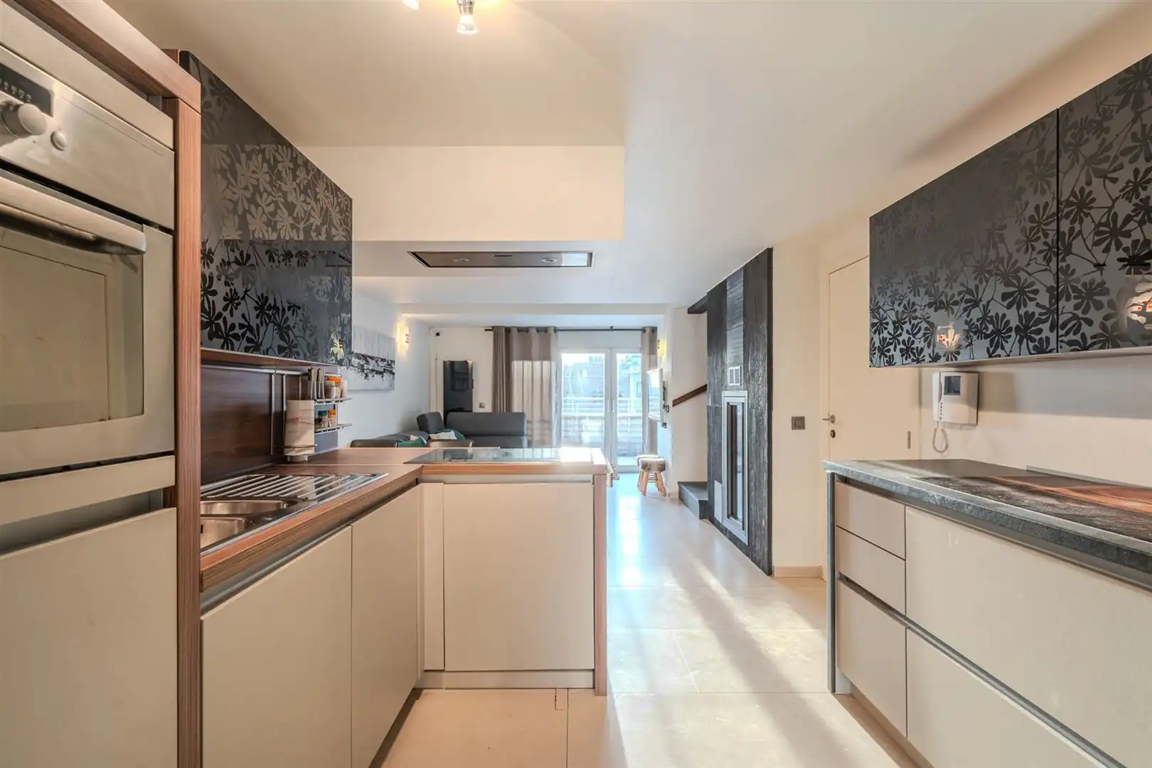 Instapklaar Duplexappartement in Centrum Middelkerk foto 10