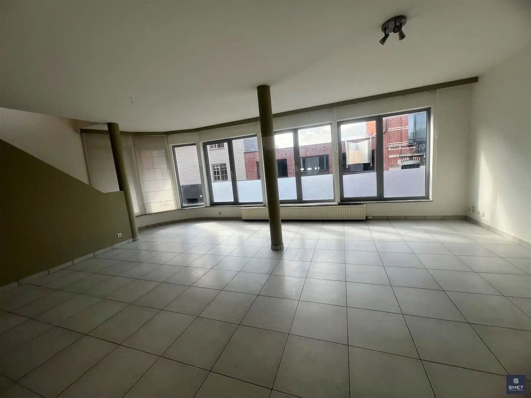 IDEALE INVESTERINGSEIGENDOM  APPT MET 3 SLPK EN GAR. foto 6