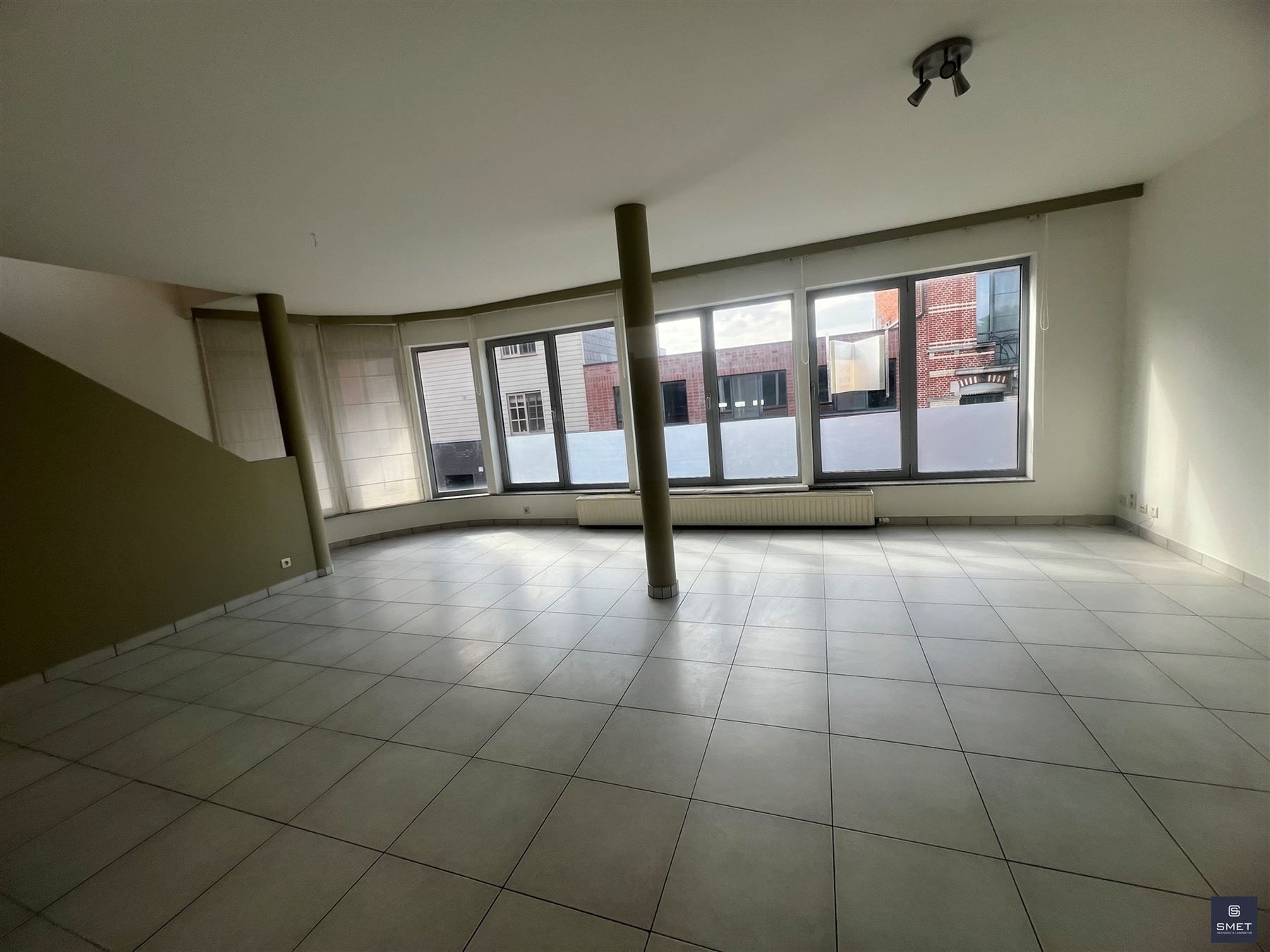 IDEALE INVESTERINGSEIGENDOM  APPT MET 3 SLPK EN GAR. foto 6