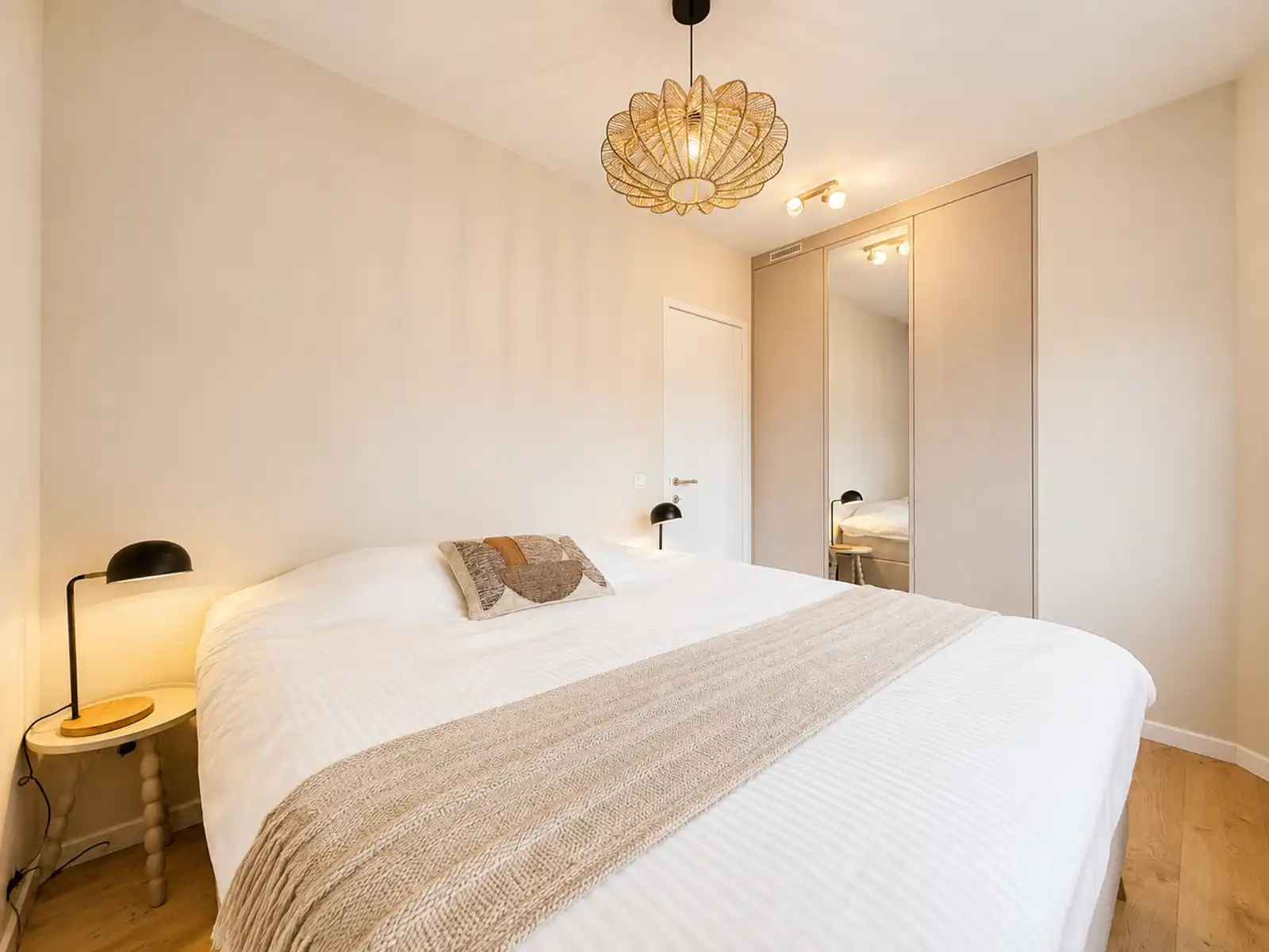 Hoogwaardig appartement met 3 slaapkamers foto 14