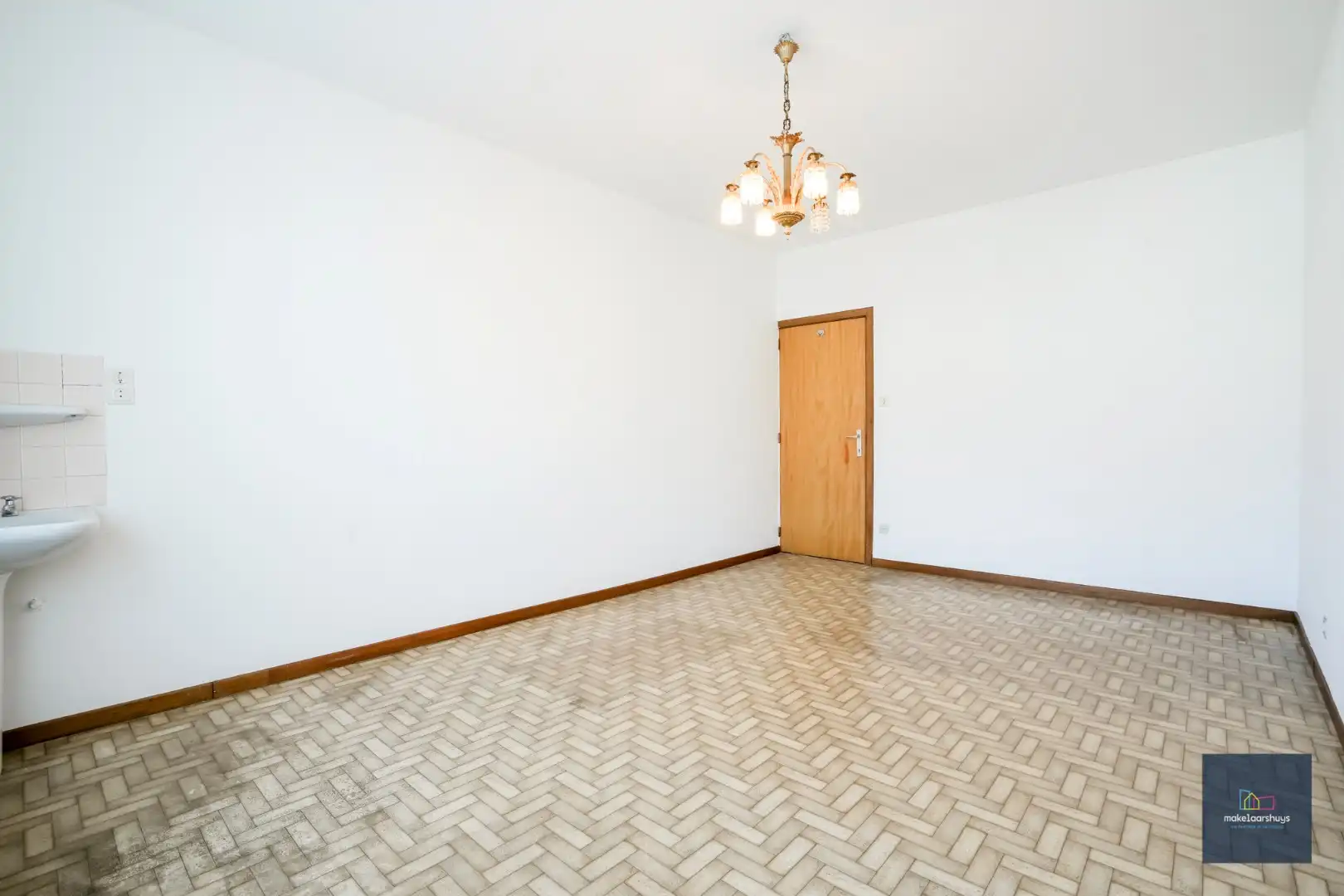 Te renoveren, ruim 3-slp.app met garage en kelder (Plan uw bezoek)  foto 13