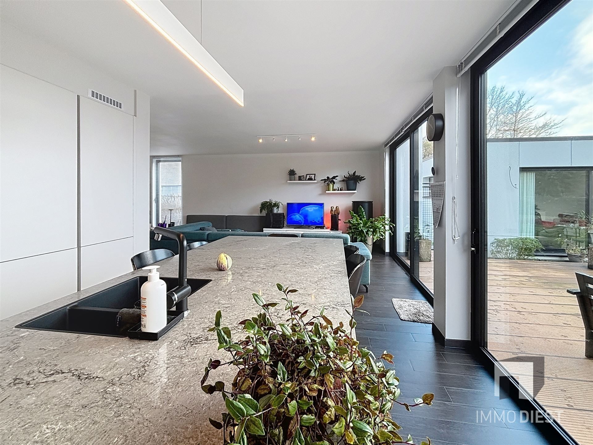 Villa met tiny house op 9,5are foto 11