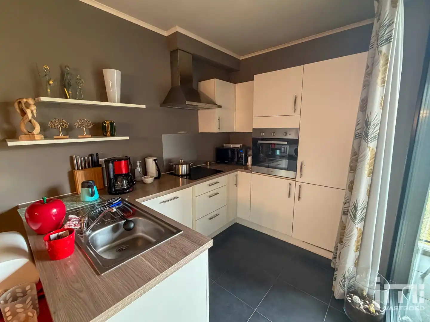 Appartement met 2 slaapkamers en ondergrondse parkeerplaats foto 4