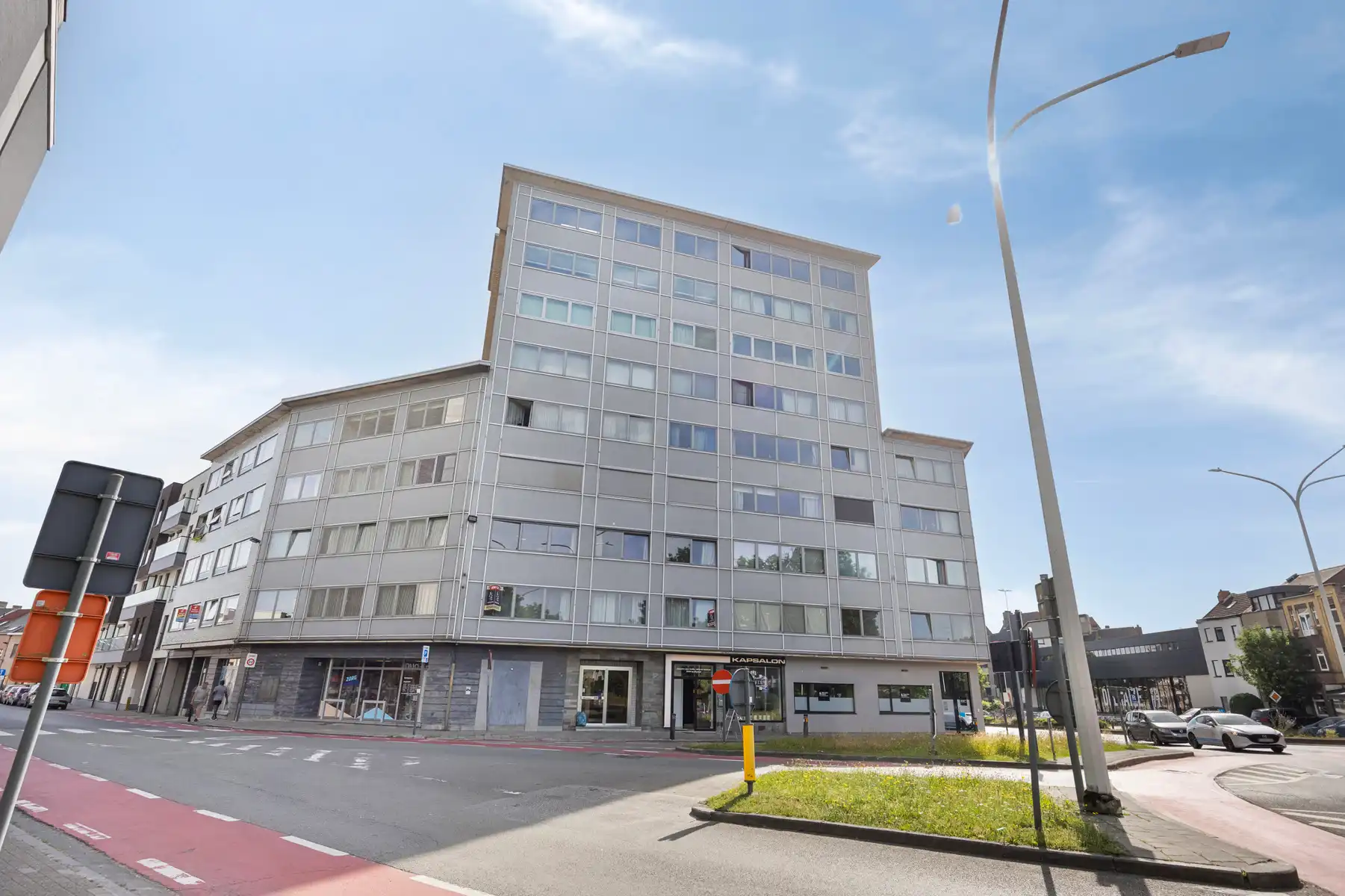 Instapklaar appartement met 1 slaapkamer en terras! foto 21