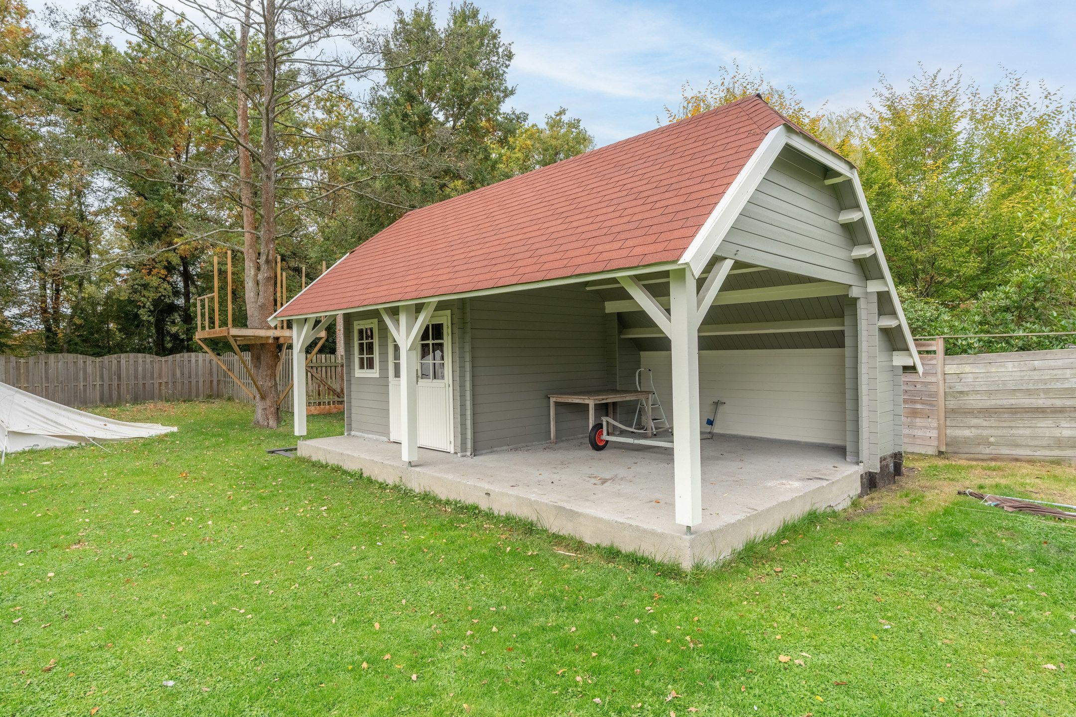 Ruime villa met 5/6 slpks op een perceel van 1.765 m²  foto 45