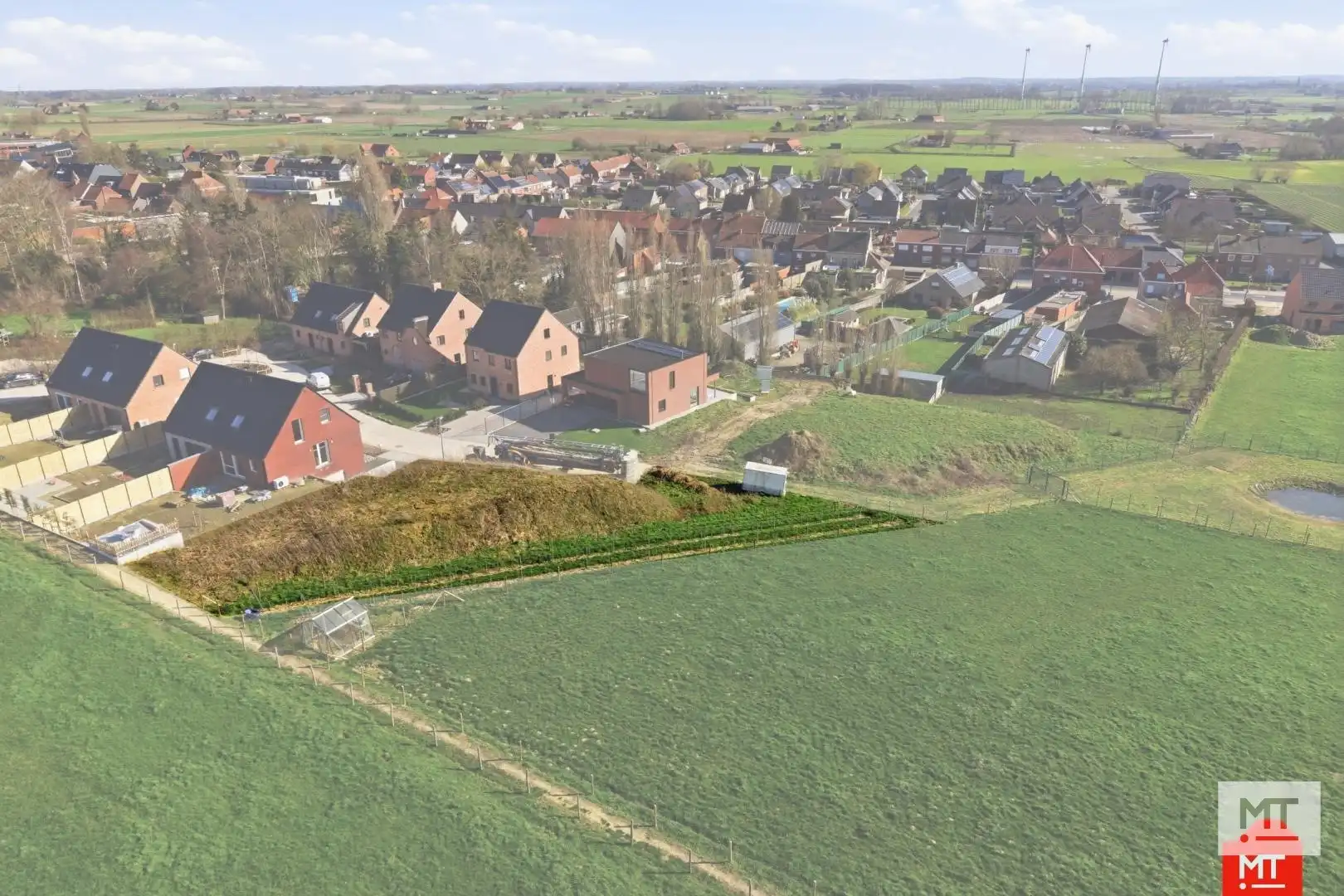 2 nieuwbouwwoningen met landelijk verzicht in Beselare foto 16