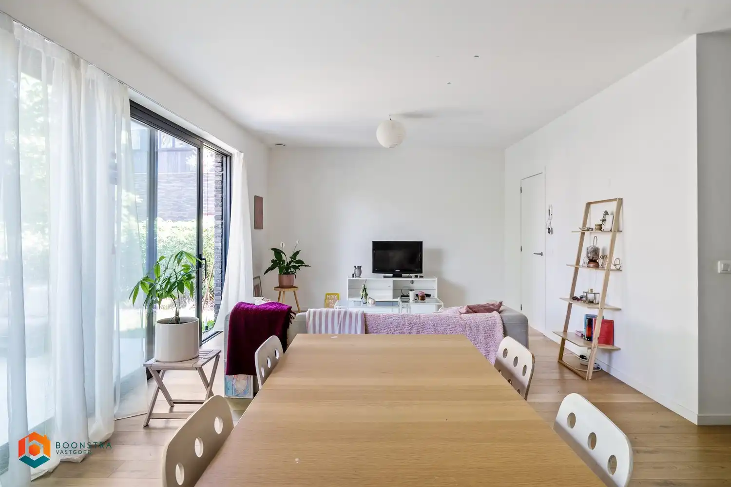 Energiezuinige woning met 3 slpkrs, 2 badkrs, terras en tuin te Kessel foto 4