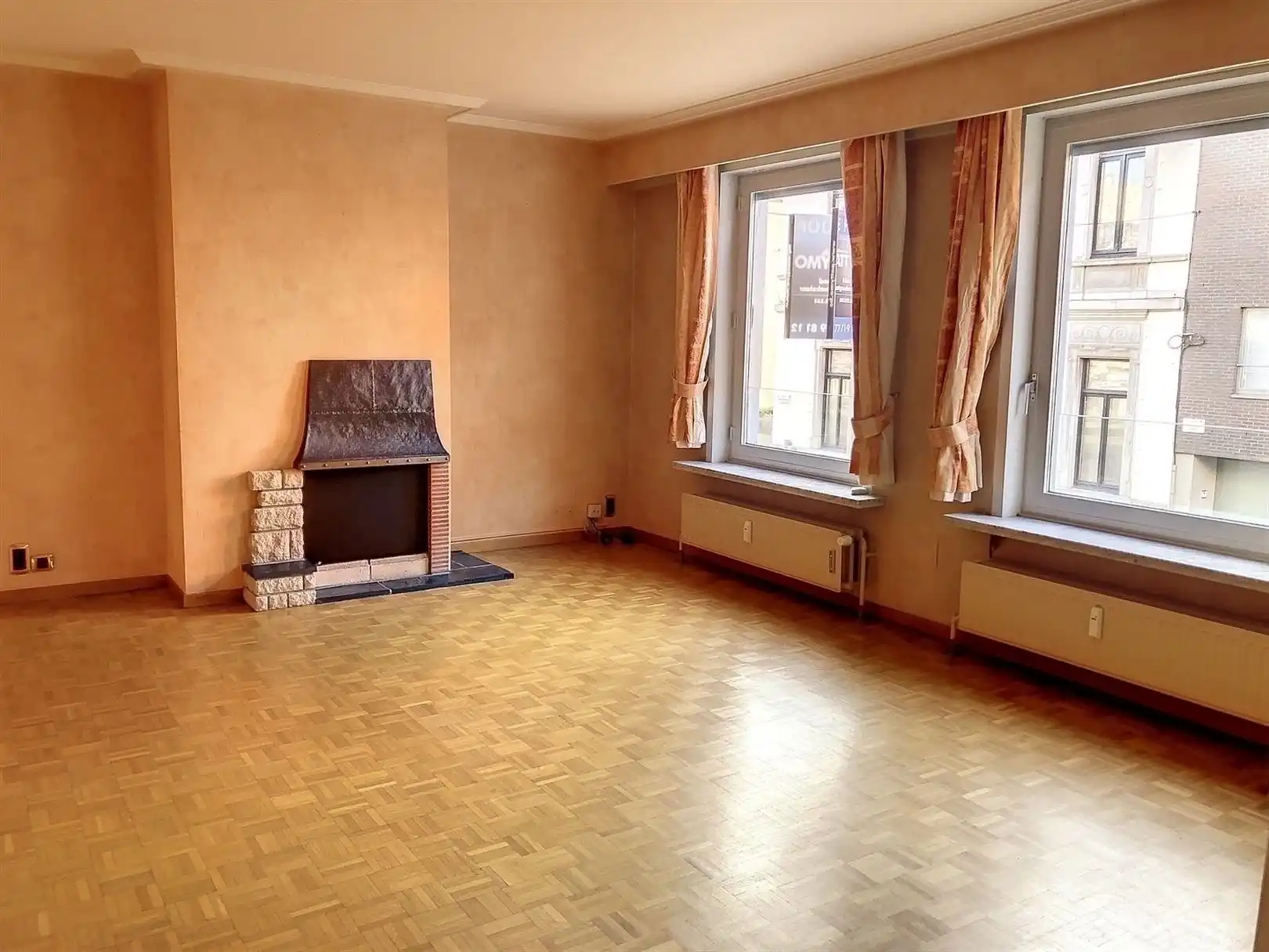 Twee slaapkamer appartement gelegen in centrum Oudenaarde. foto 3
